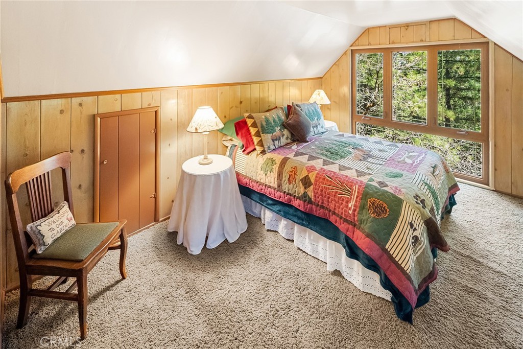 1163 Scenic Way