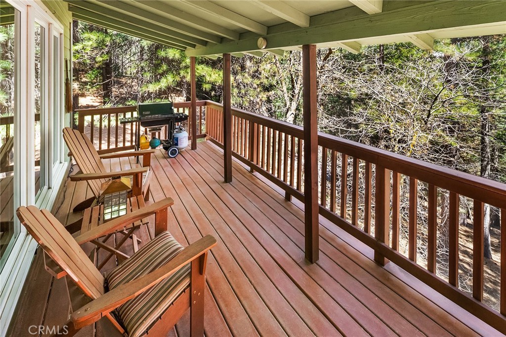 1163 Scenic Way