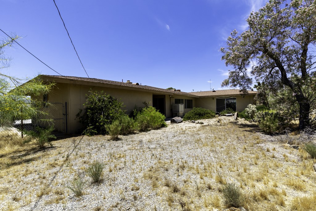 6343 Murrieta Avenue