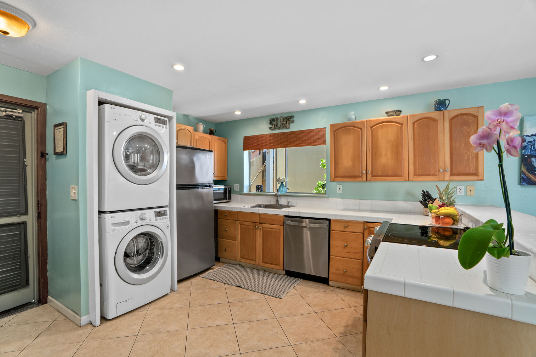1697 PEE RD 101