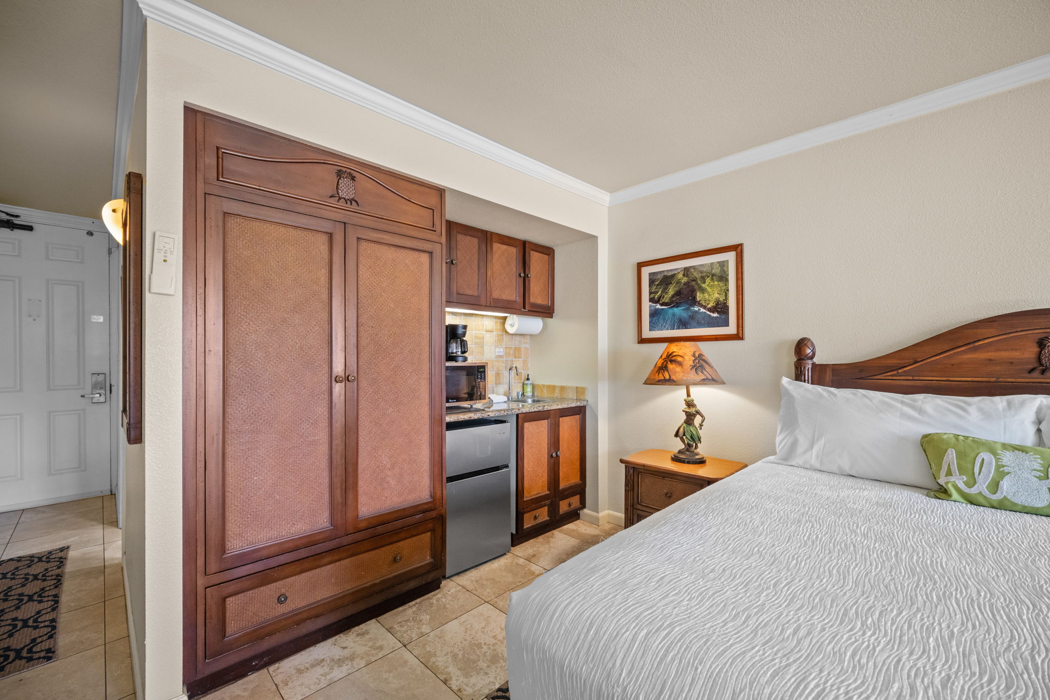 440 ALEKA PL 142