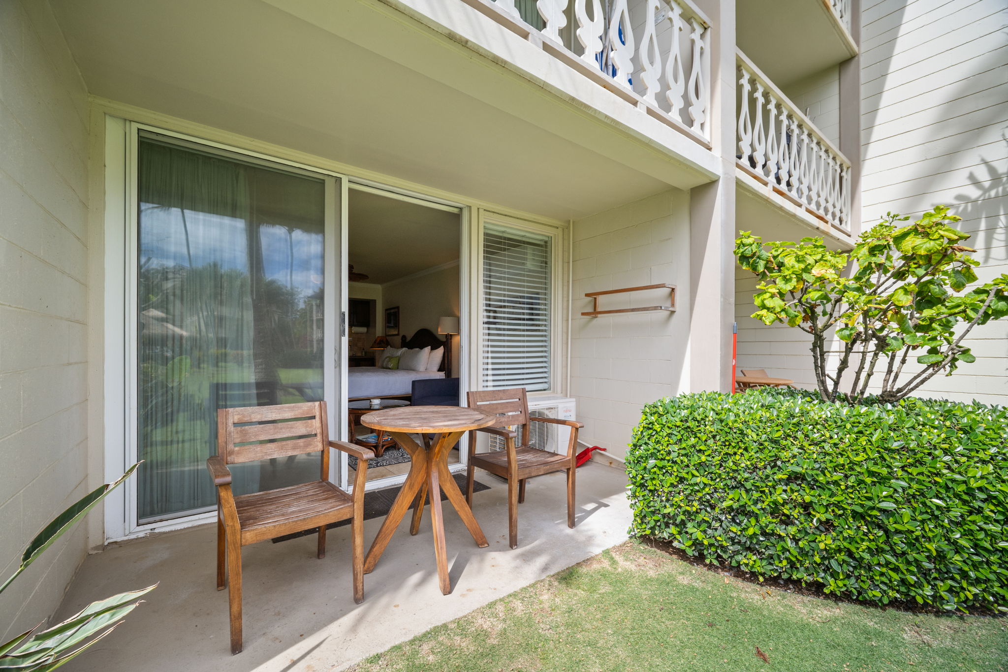 440 ALEKA PL 142