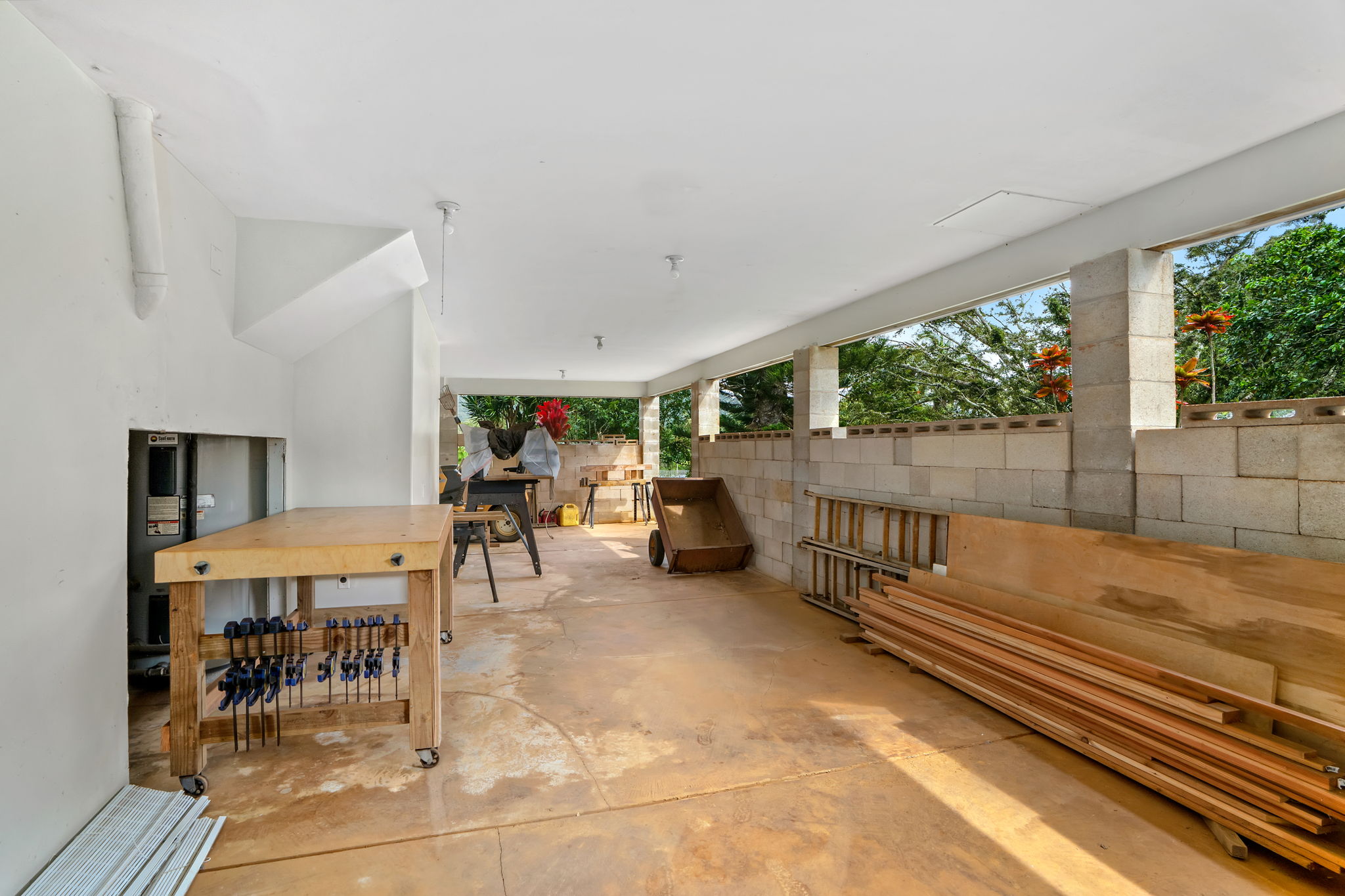 597 PUUOPAE RD
