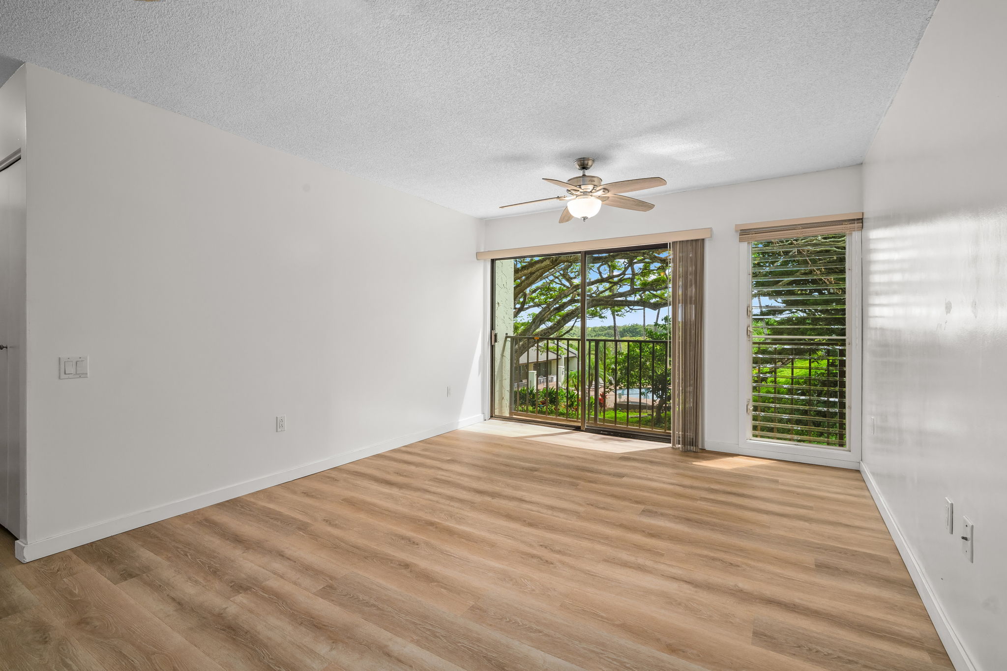 3-3400 KUHIO HWY B101