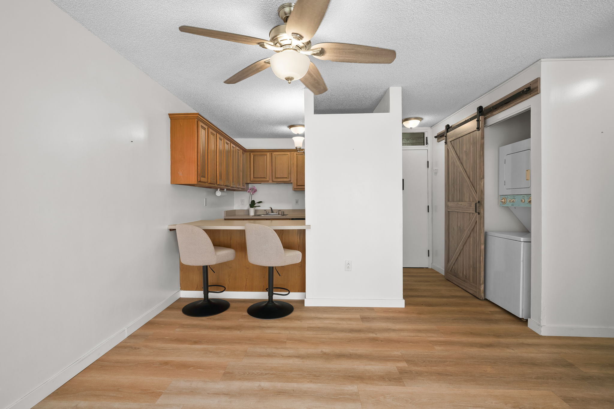 3-3400 KUHIO HWY B101