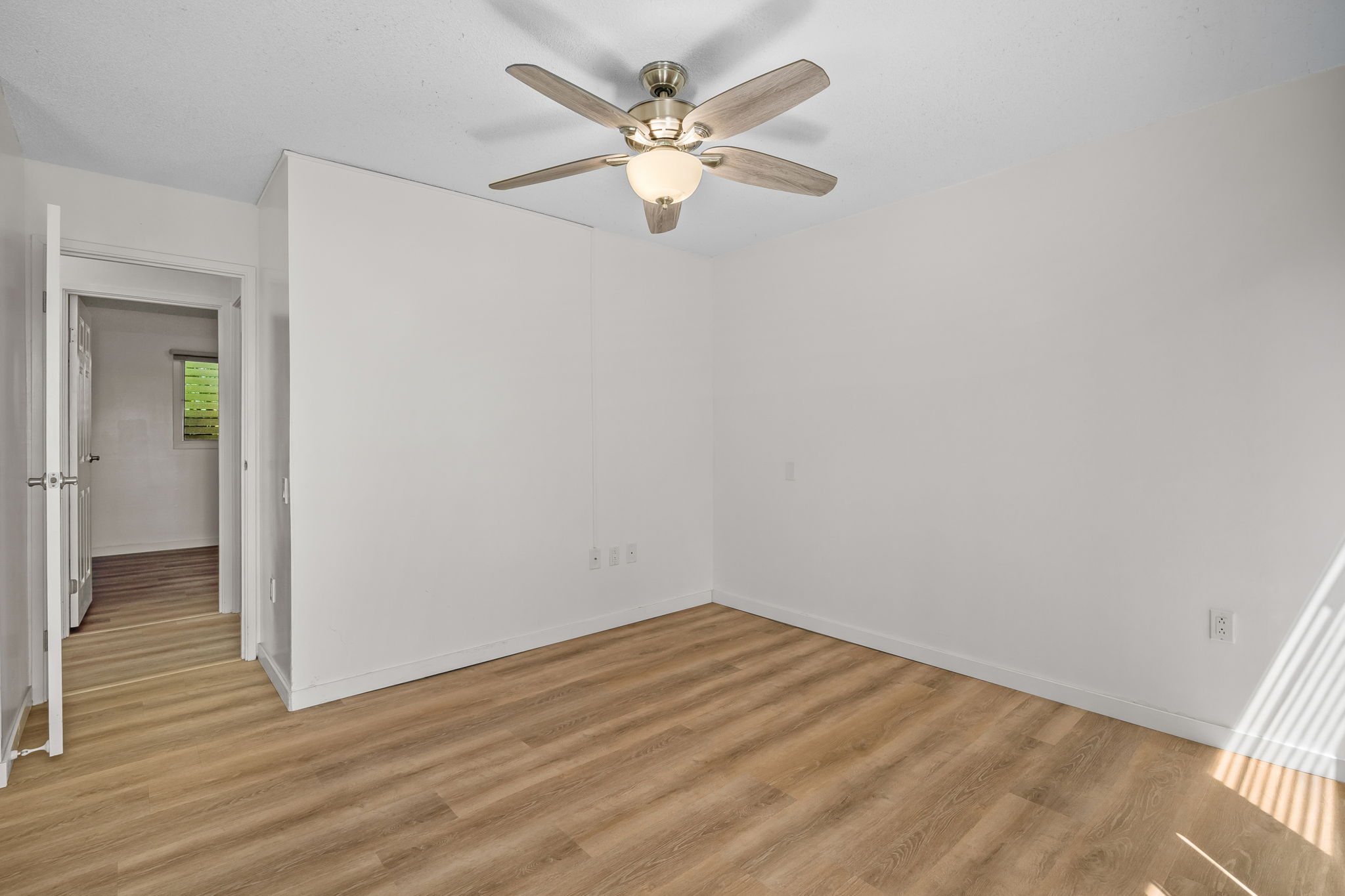 3-3400 KUHIO HWY B101