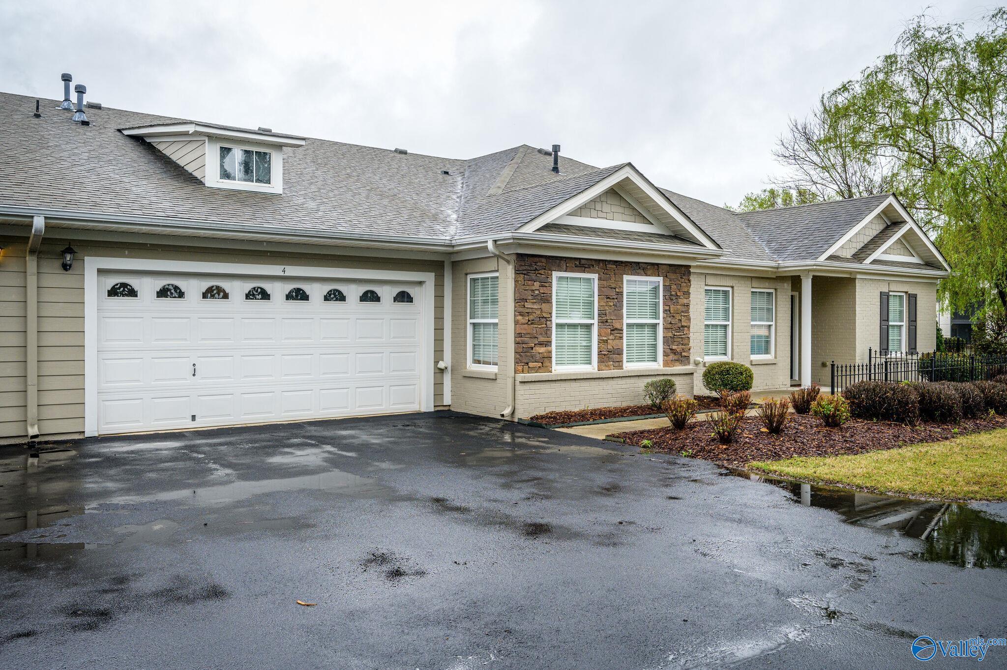 4 Moore Farm Circle NW # 1