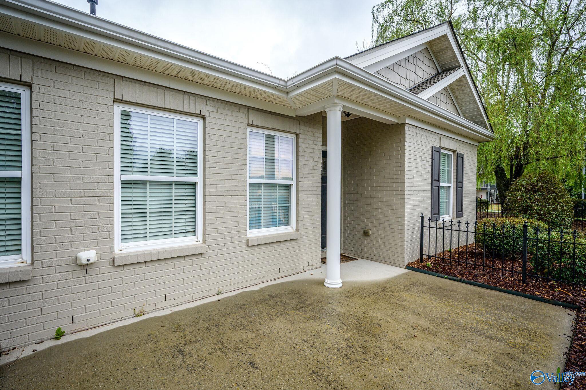 4 Moore Farm Circle NW # 1