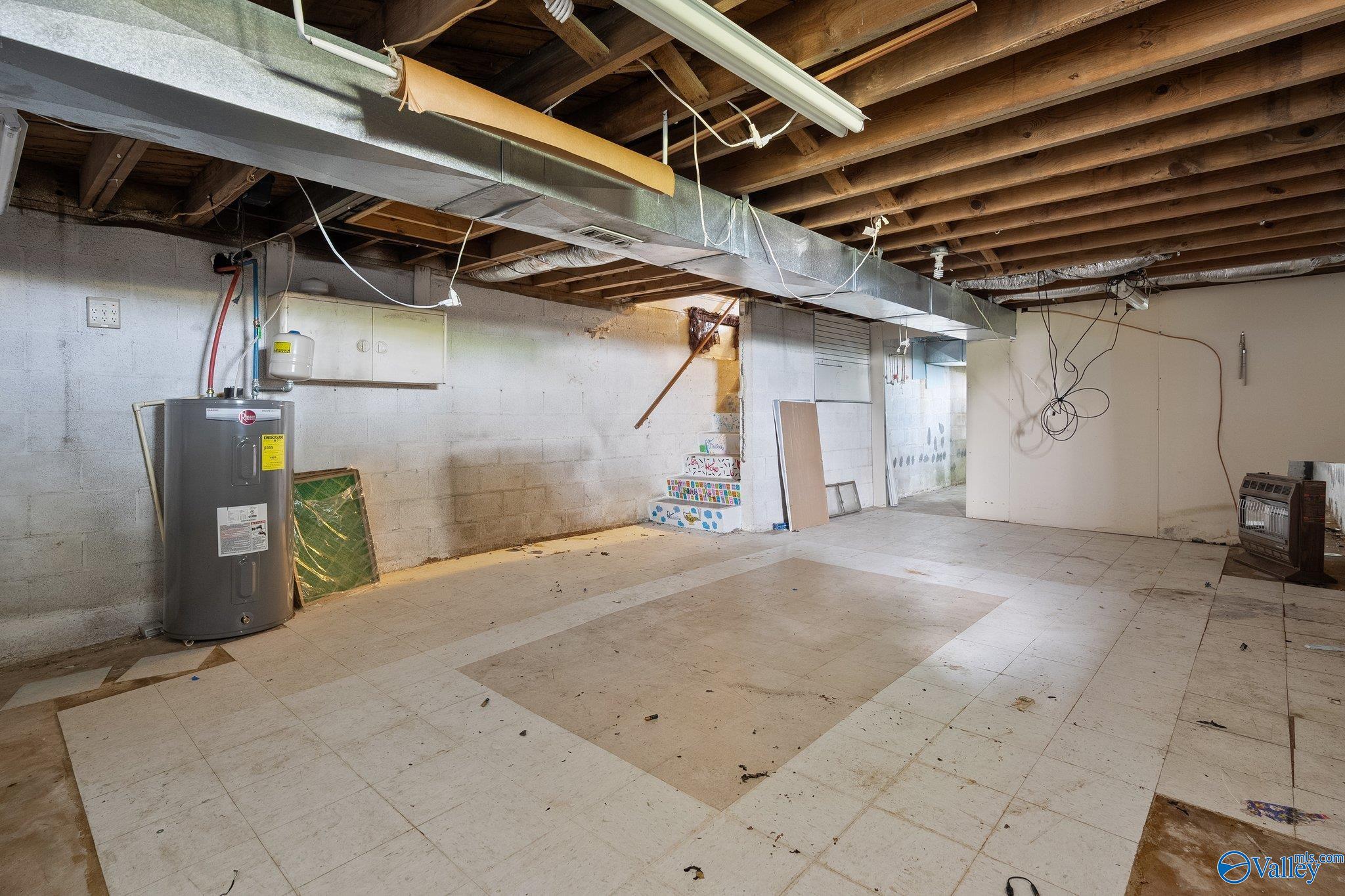 8421 Moores Mill Road