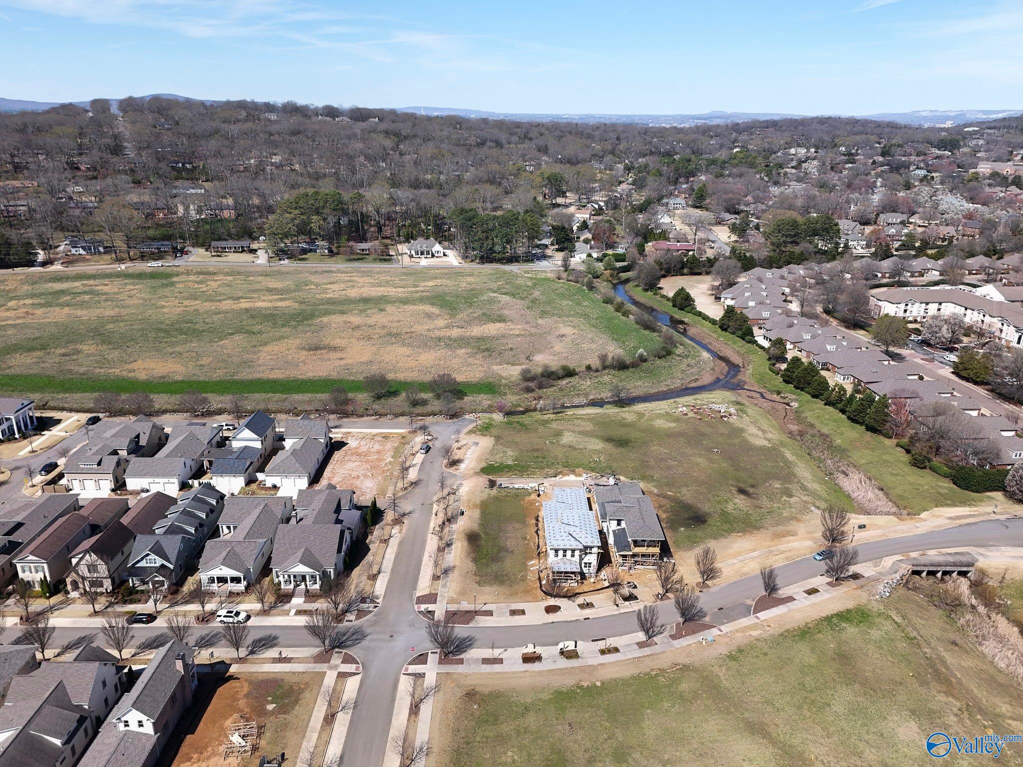 10 Lendon Main Street SE