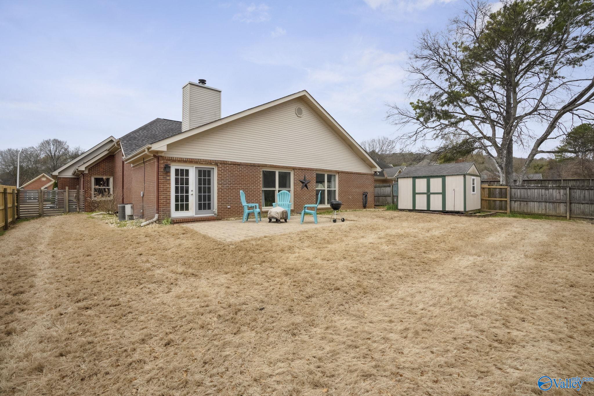 2419 Johnstone Circle SE