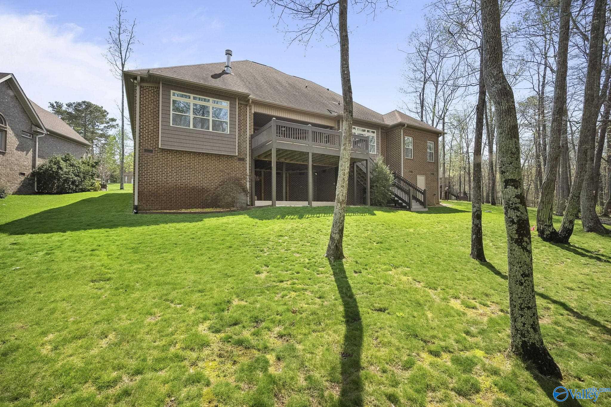 52 Bluff View Drive SE