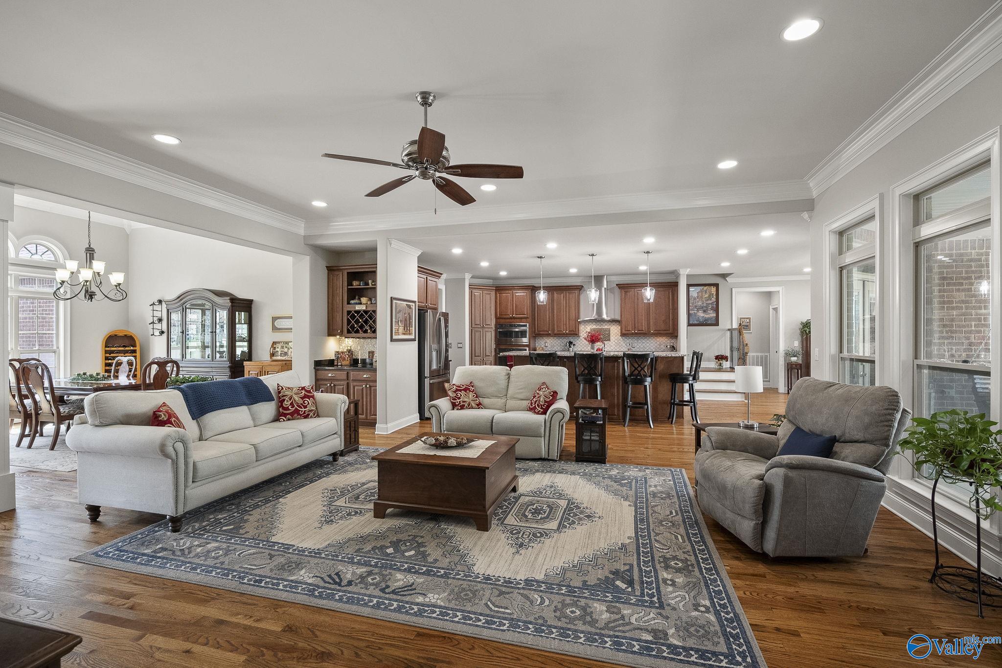 52 Bluff View Drive SE