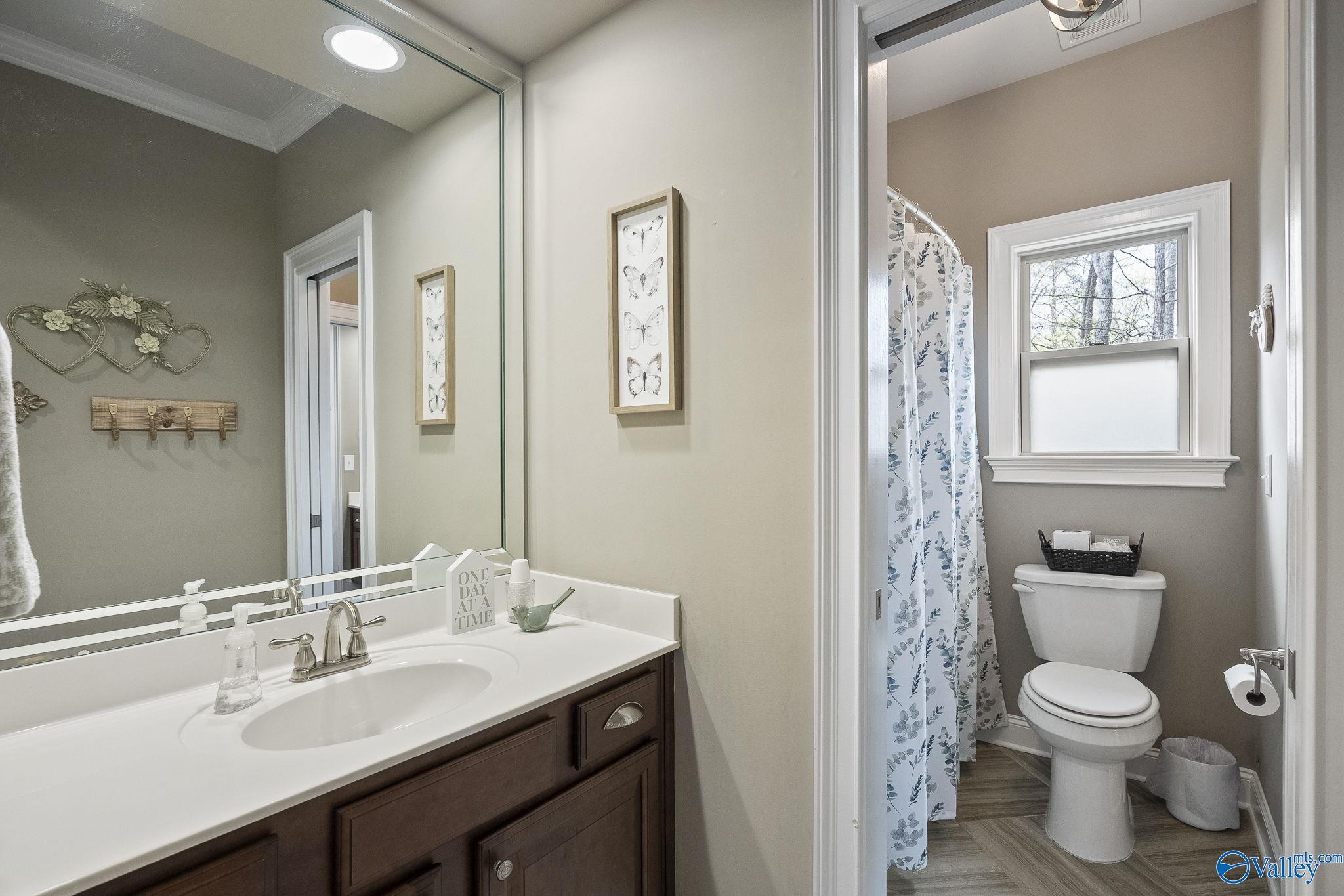 52 Bluff View Drive SE