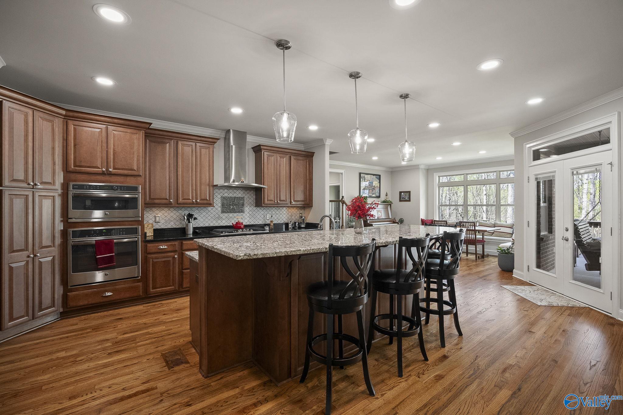 52 Bluff View Drive SE