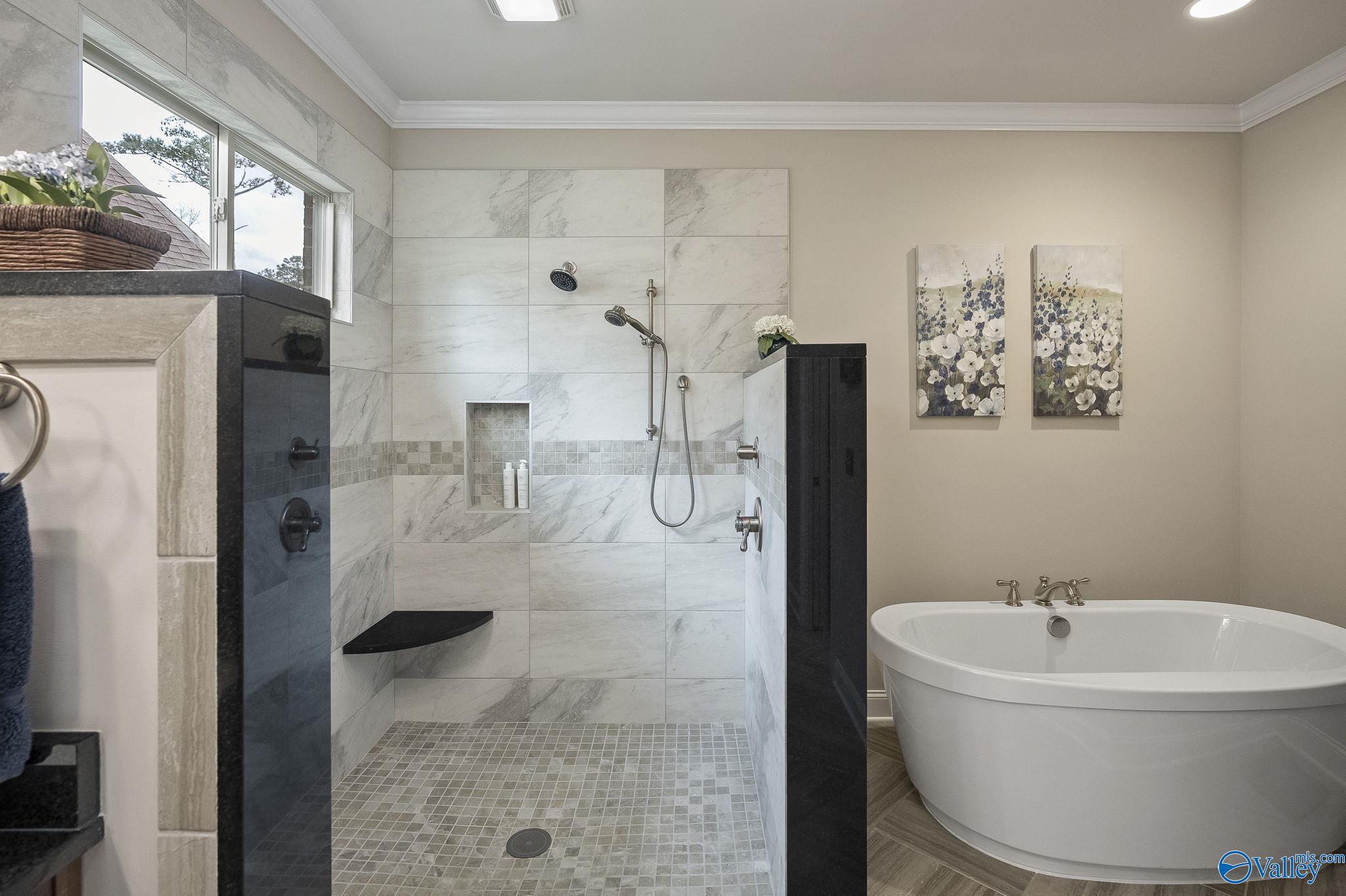 52 Bluff View Drive SE