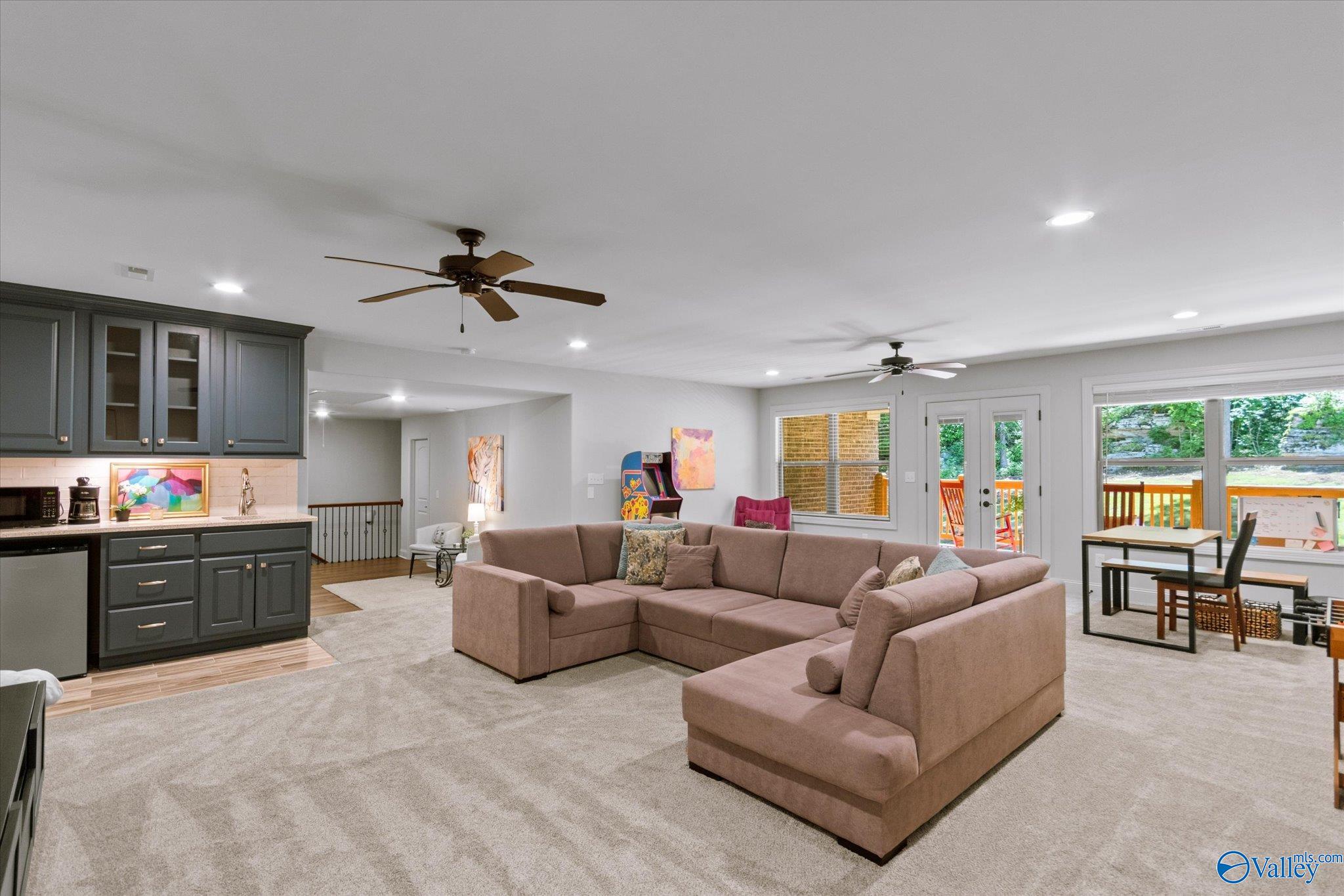 1268 Dug Hill Road, Brownsboro