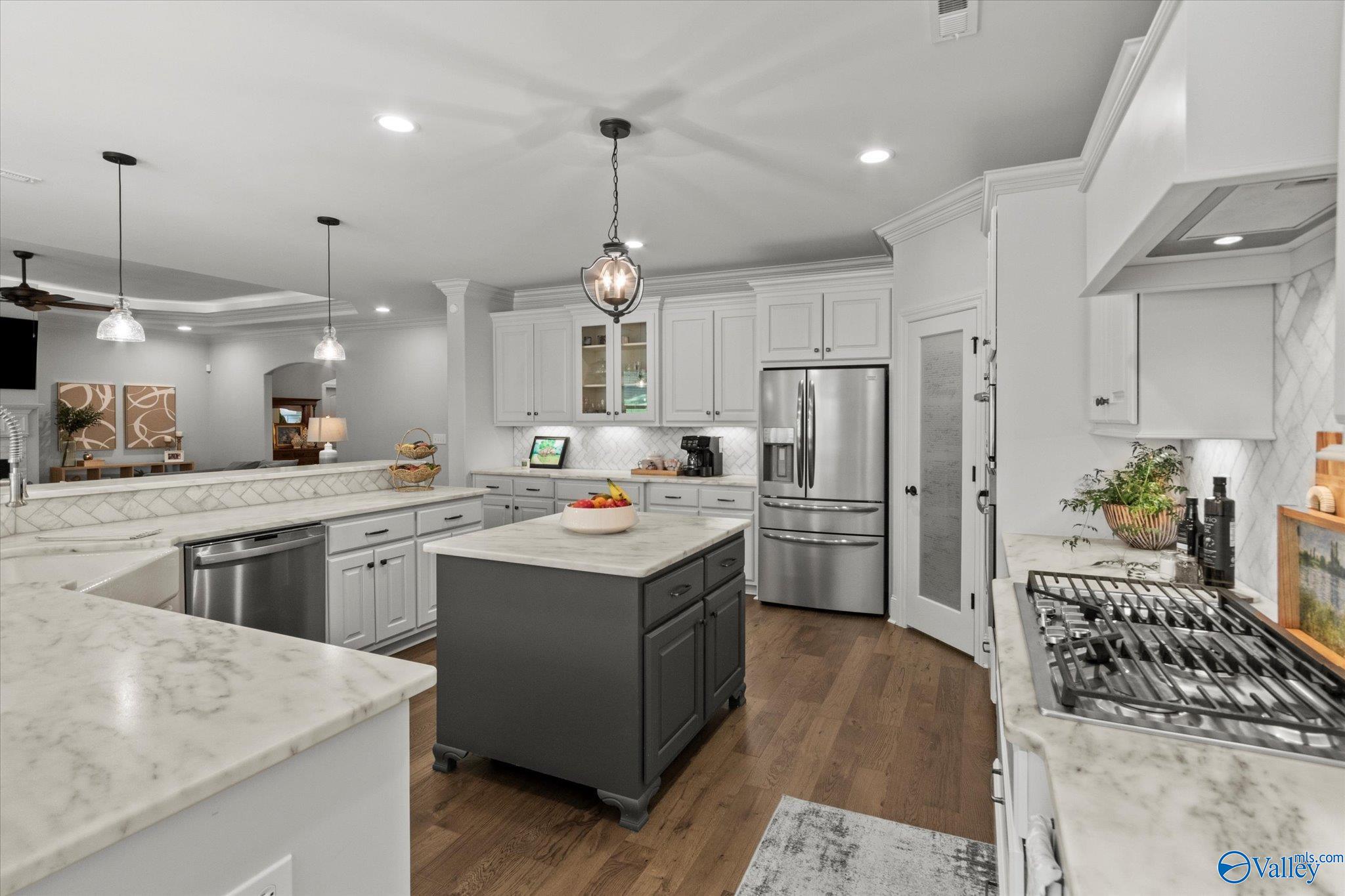 1268 Dug Hill Road, Brownsboro