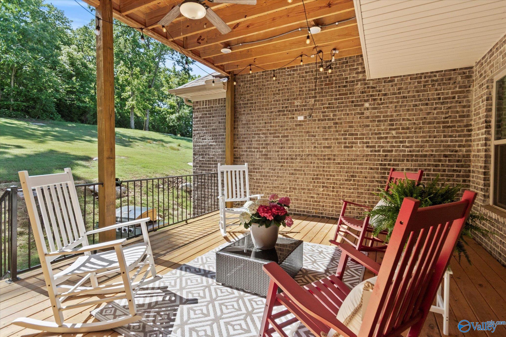 1268 Dug Hill Road, Brownsboro