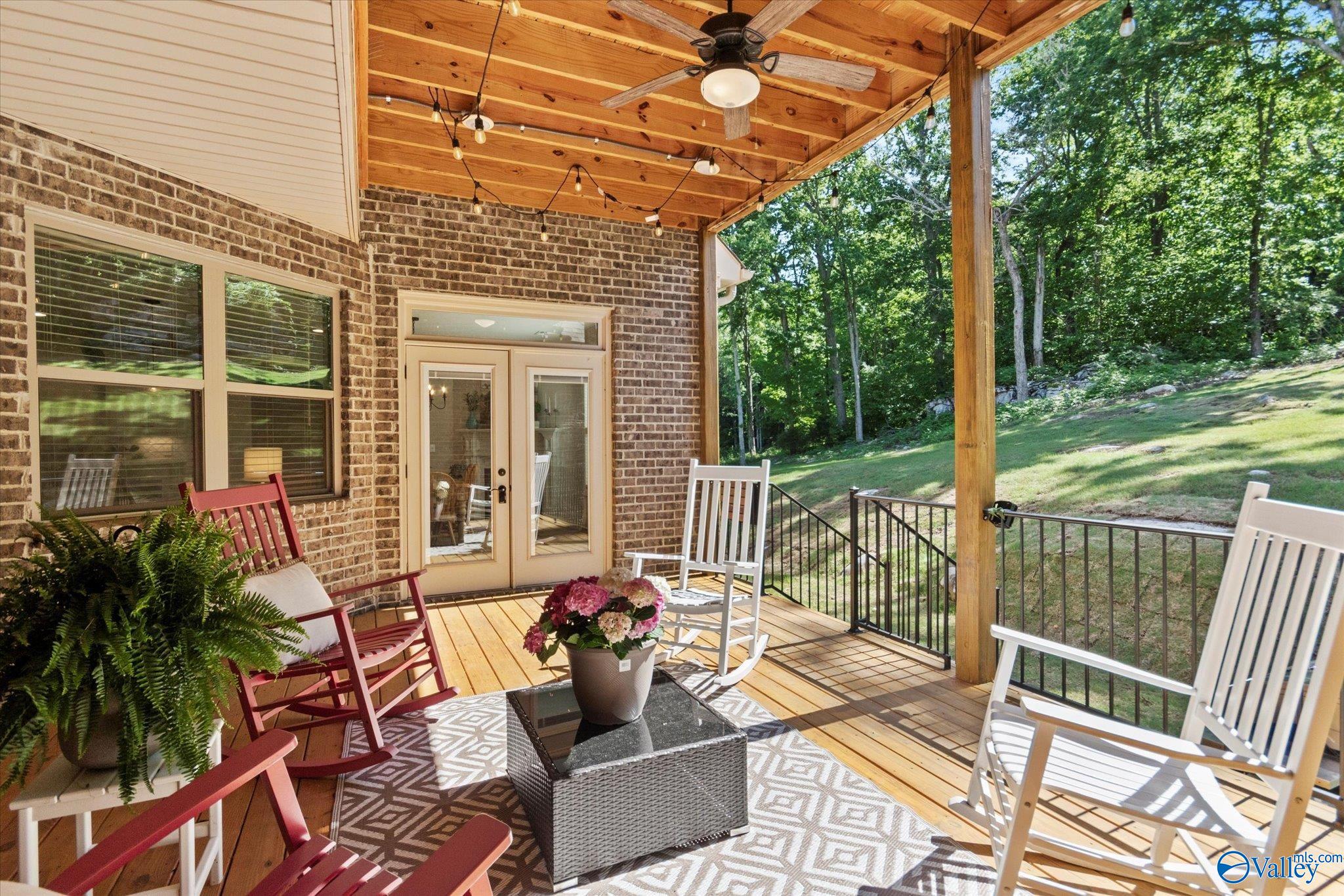 1268 Dug Hill Road, Brownsboro