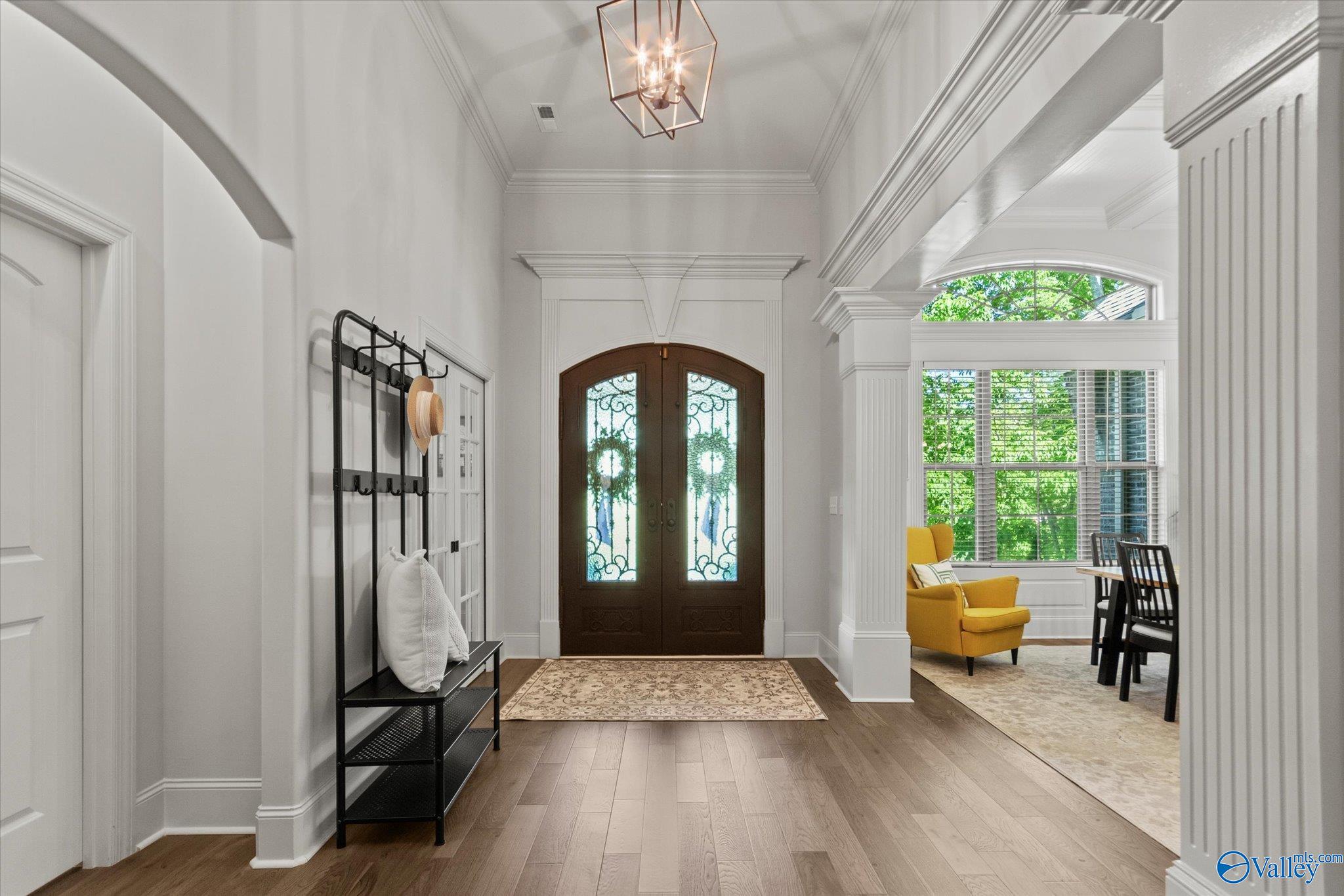 1268 Dug Hill Road, Brownsboro