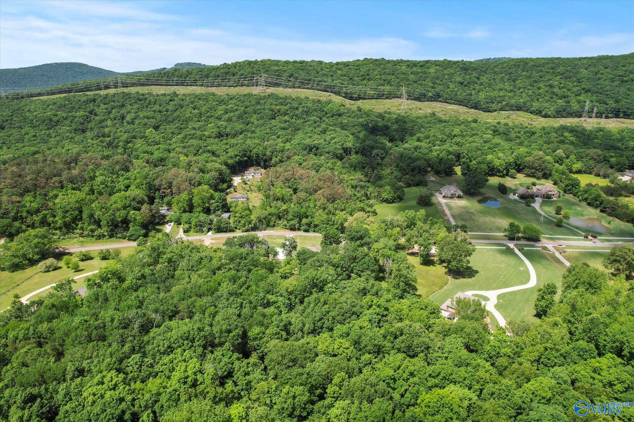 1268 Dug Hill Road, Brownsboro