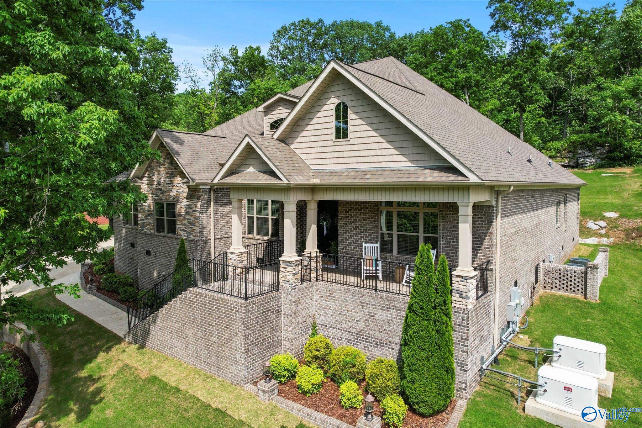 1268 Dug Hill Road, Brownsboro