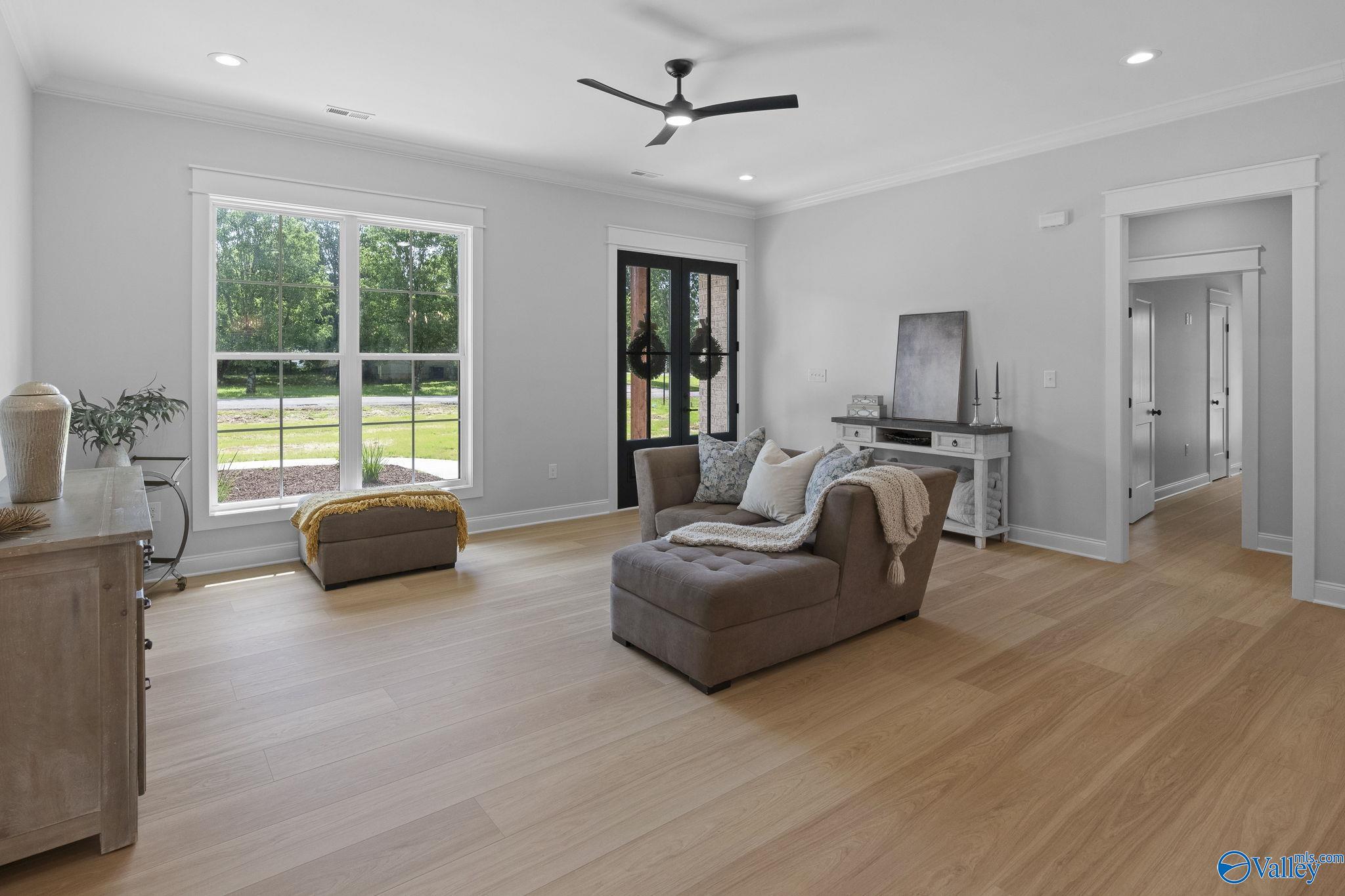 15463 Mclemore Lane