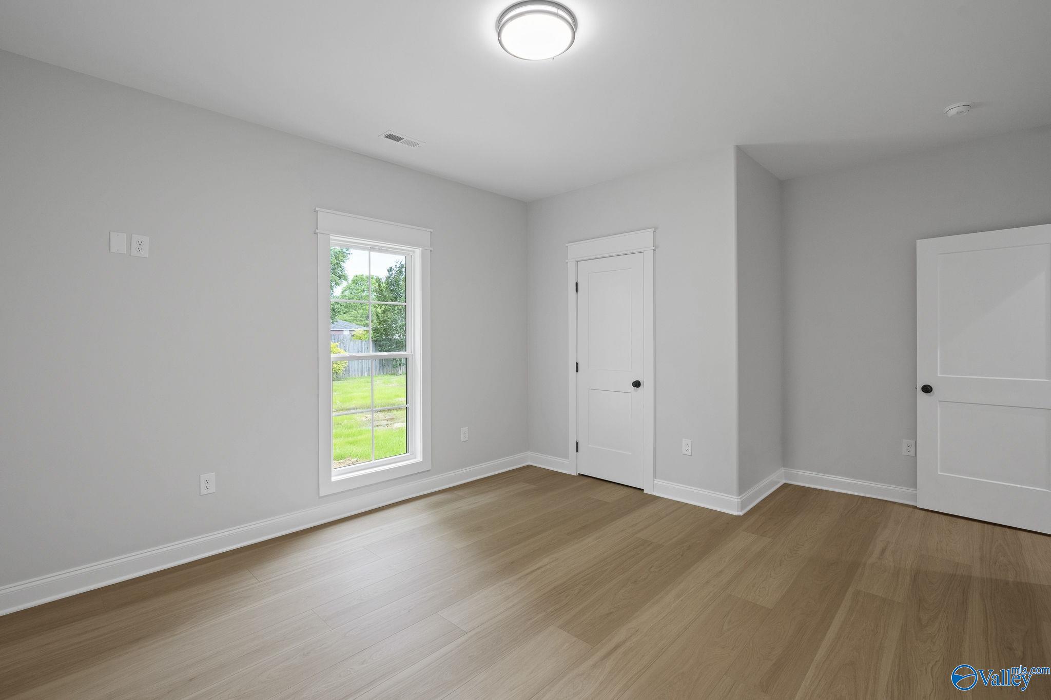 15463 Mclemore Lane