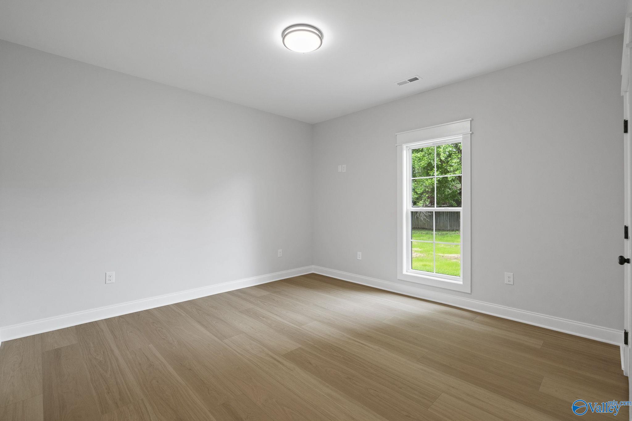 15463 Mclemore Lane