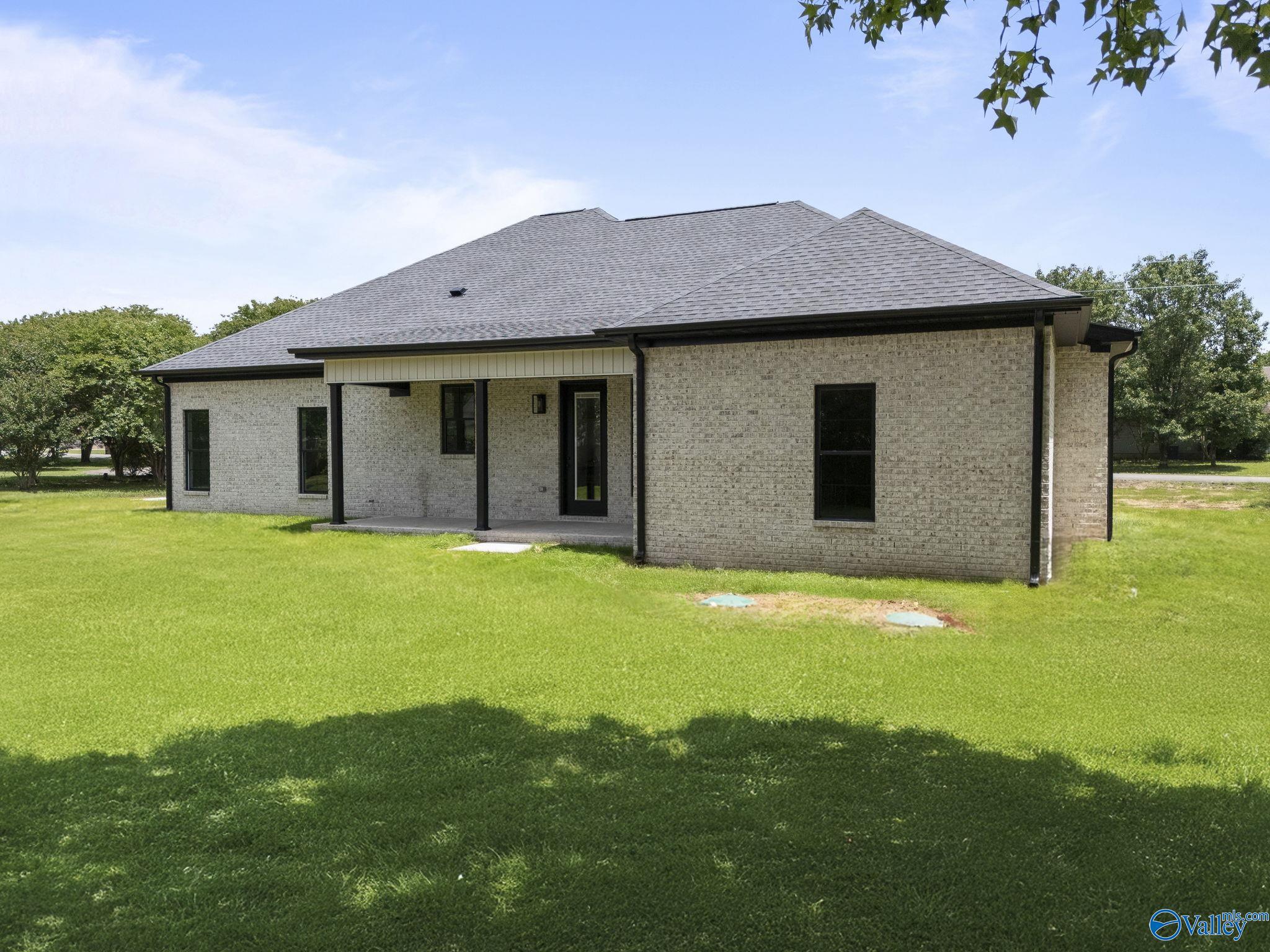 15463 Mclemore Lane