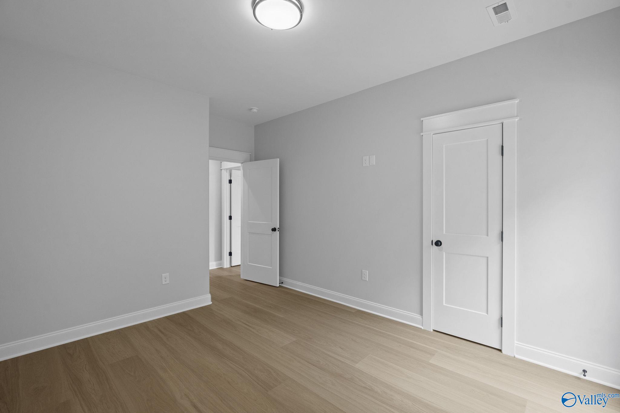 15463 Mclemore Lane