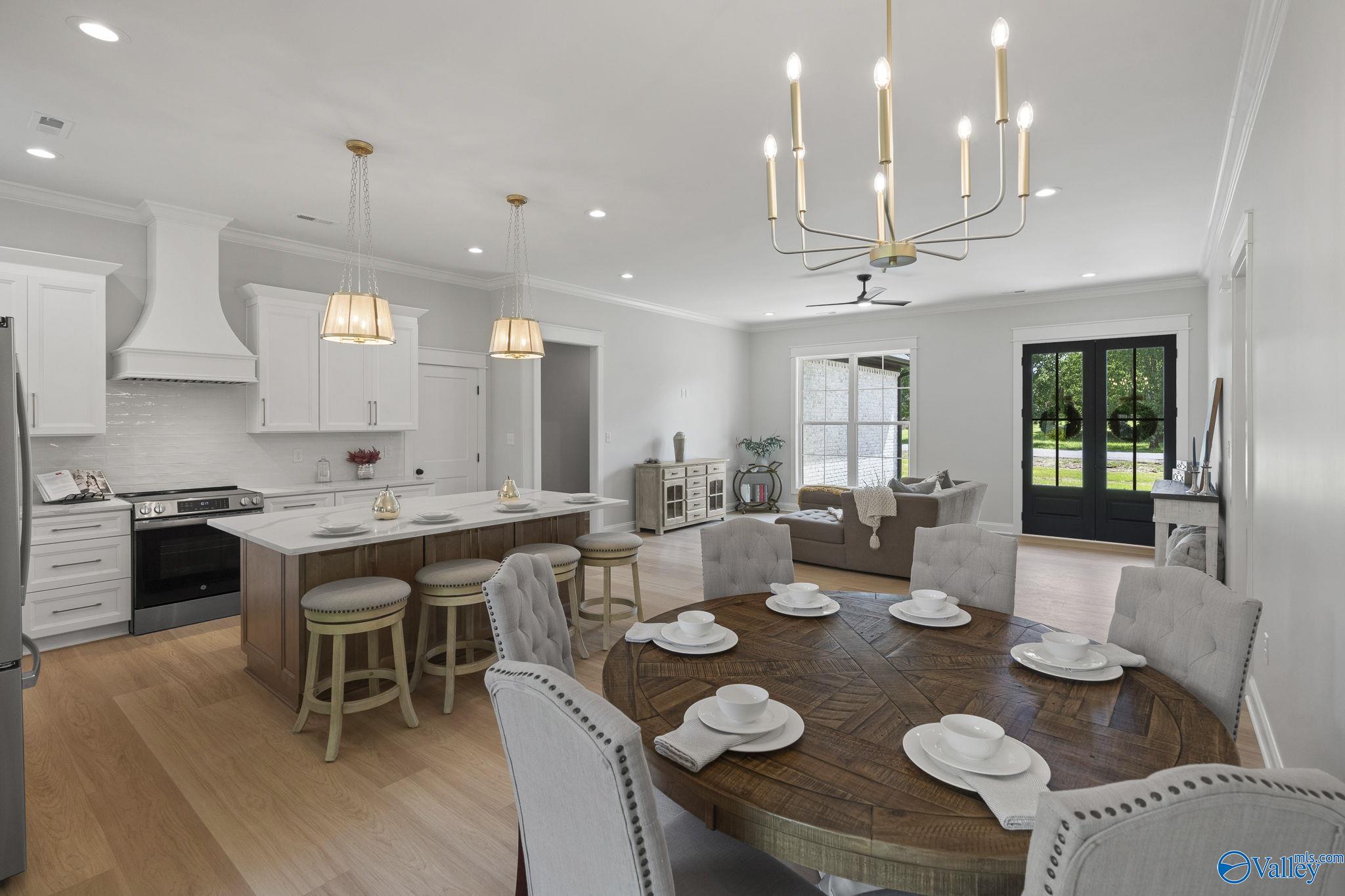 15463 Mclemore Lane
