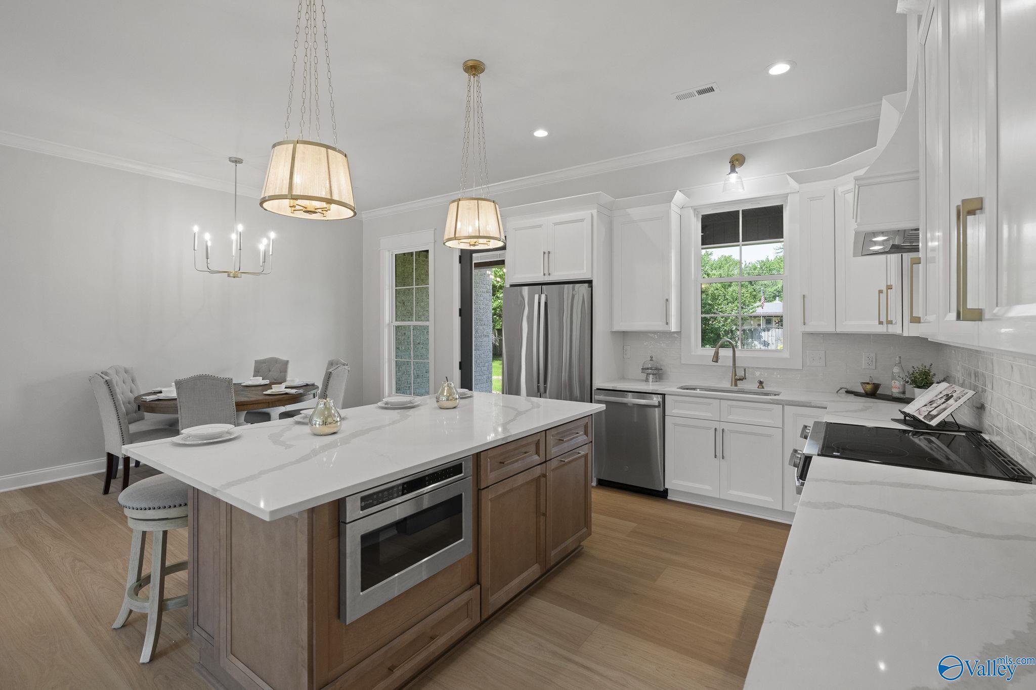 15463 Mclemore Lane