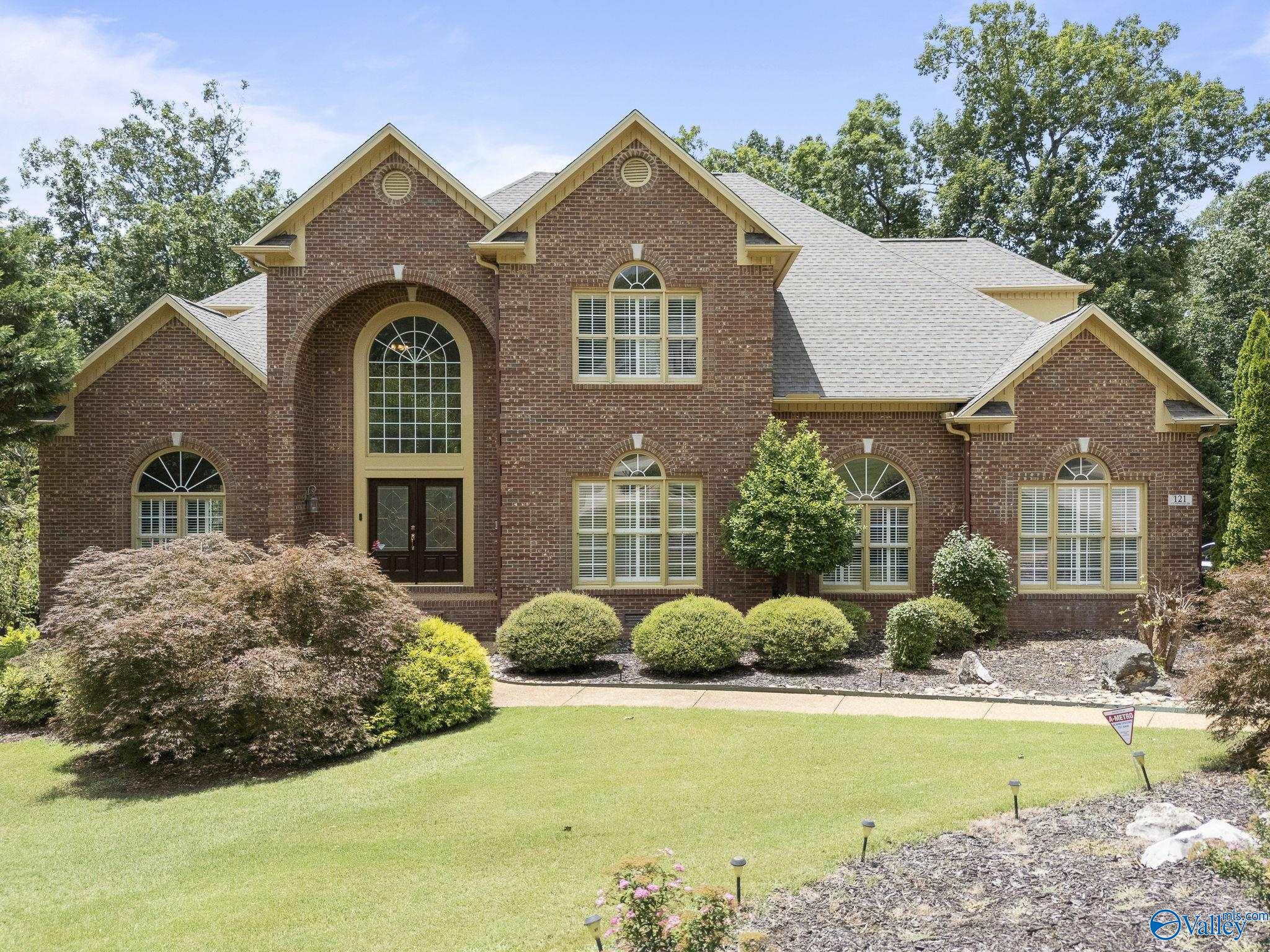 121 Cheekwood Drive