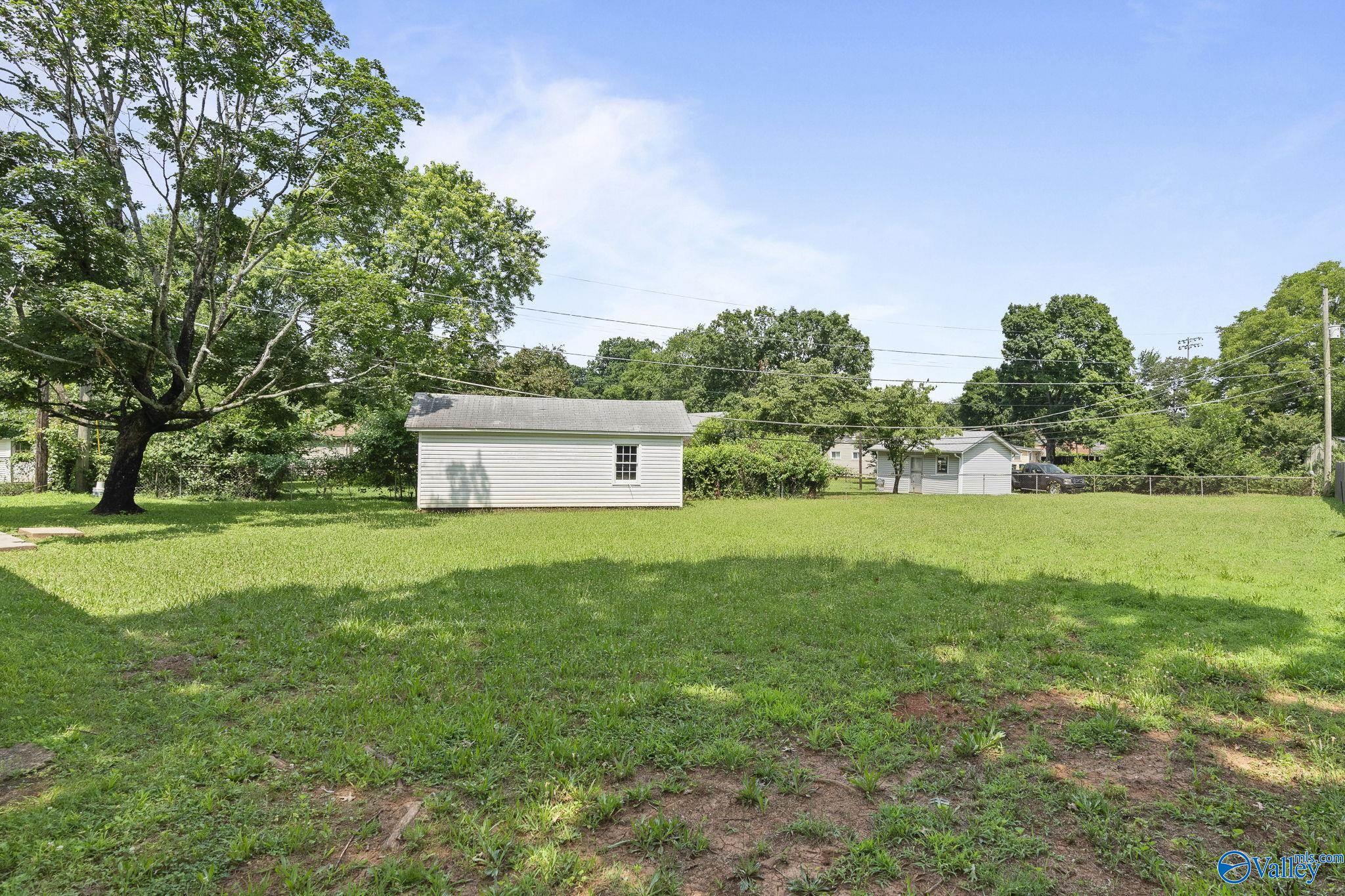 2305 Andrew Jackson Way NE