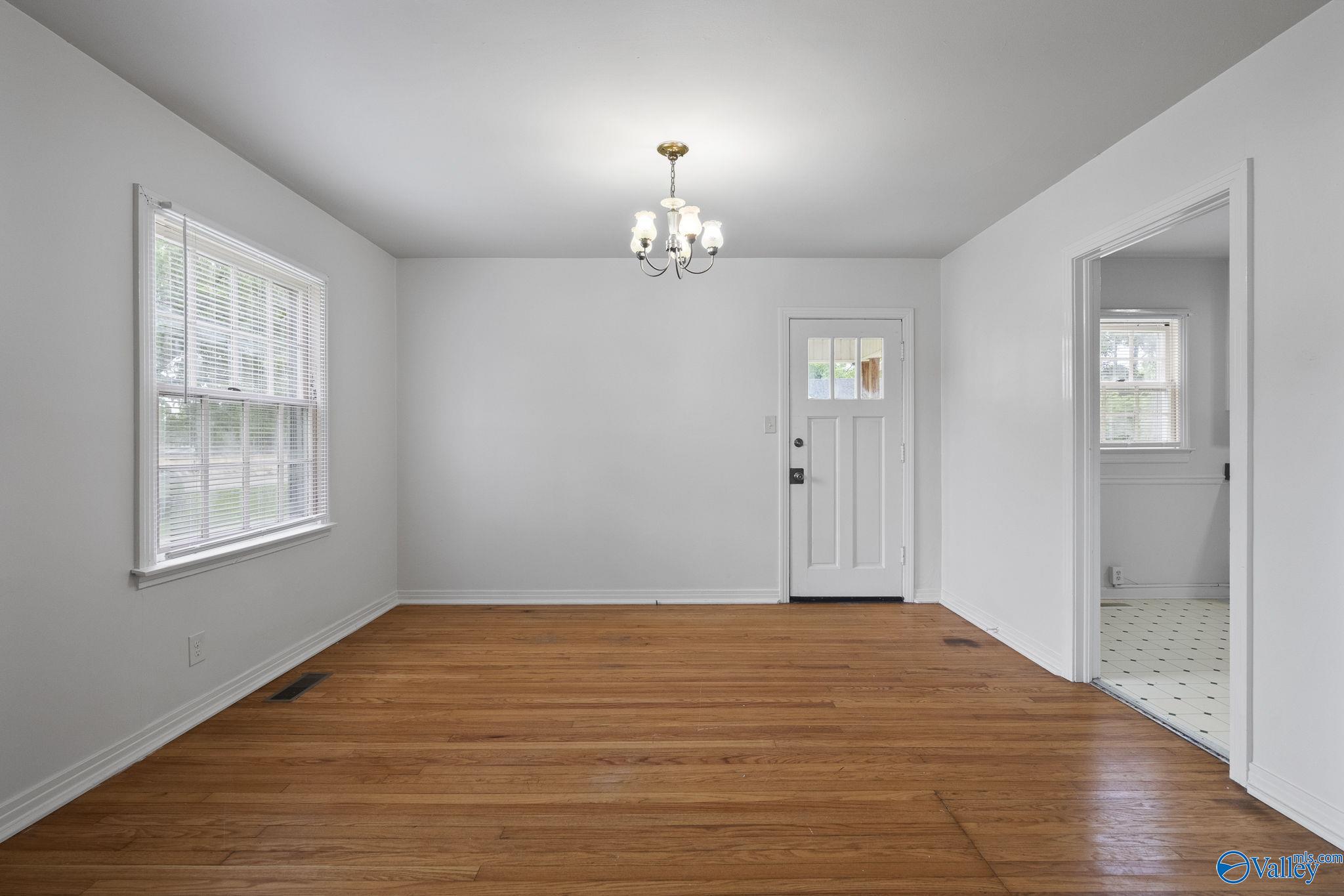 2305 Andrew Jackson Way NE