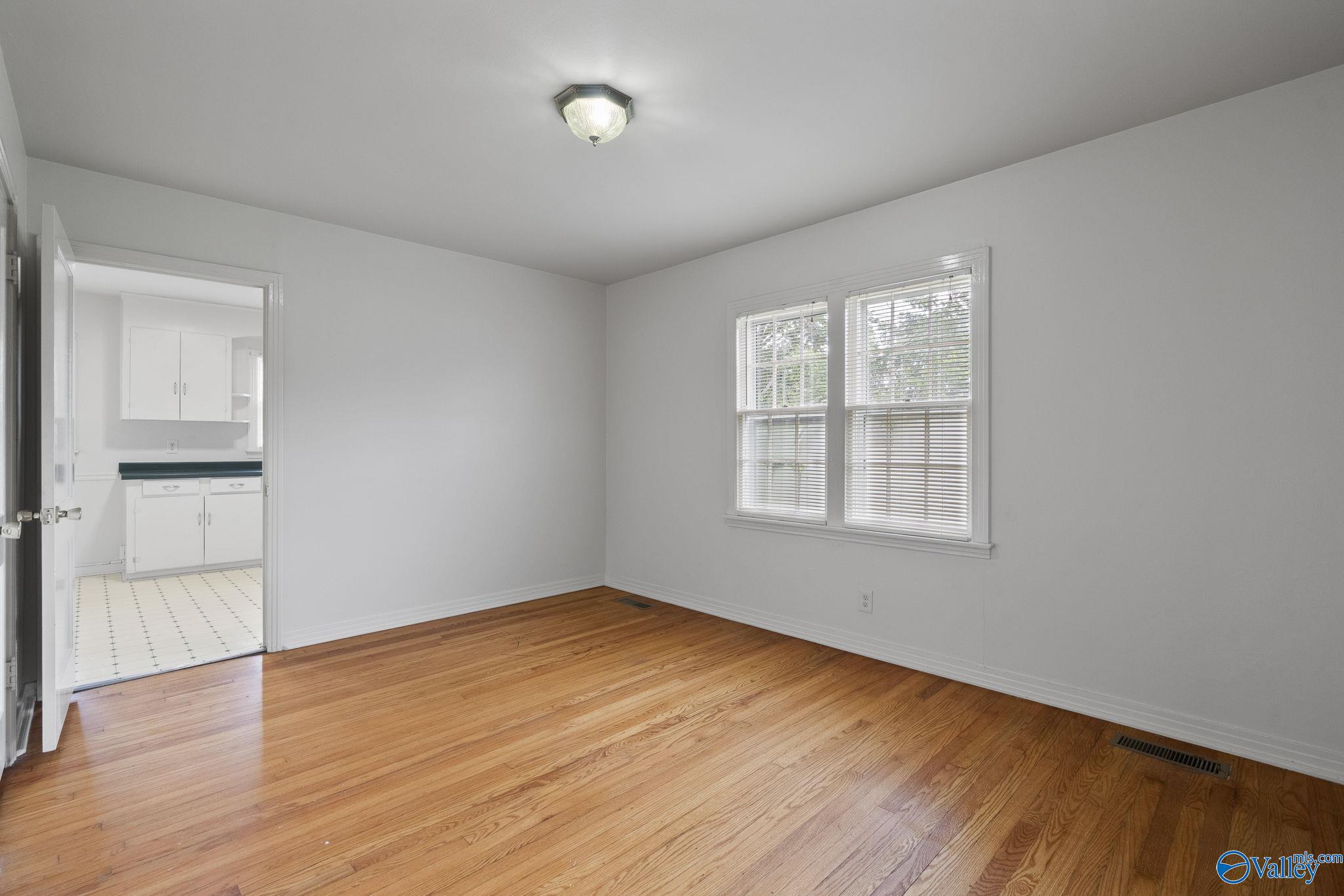 2305 Andrew Jackson Way NE