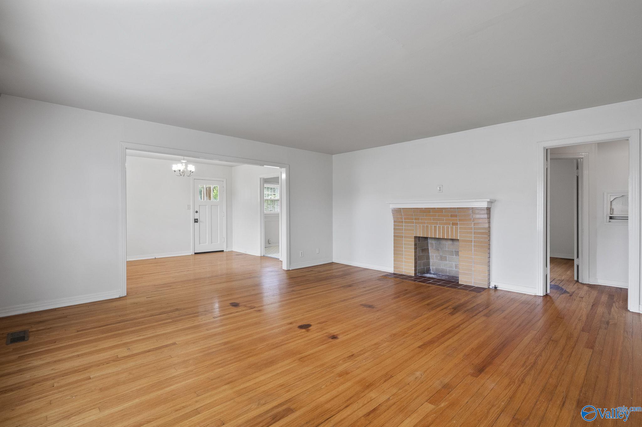 2305 Andrew Jackson Way NE