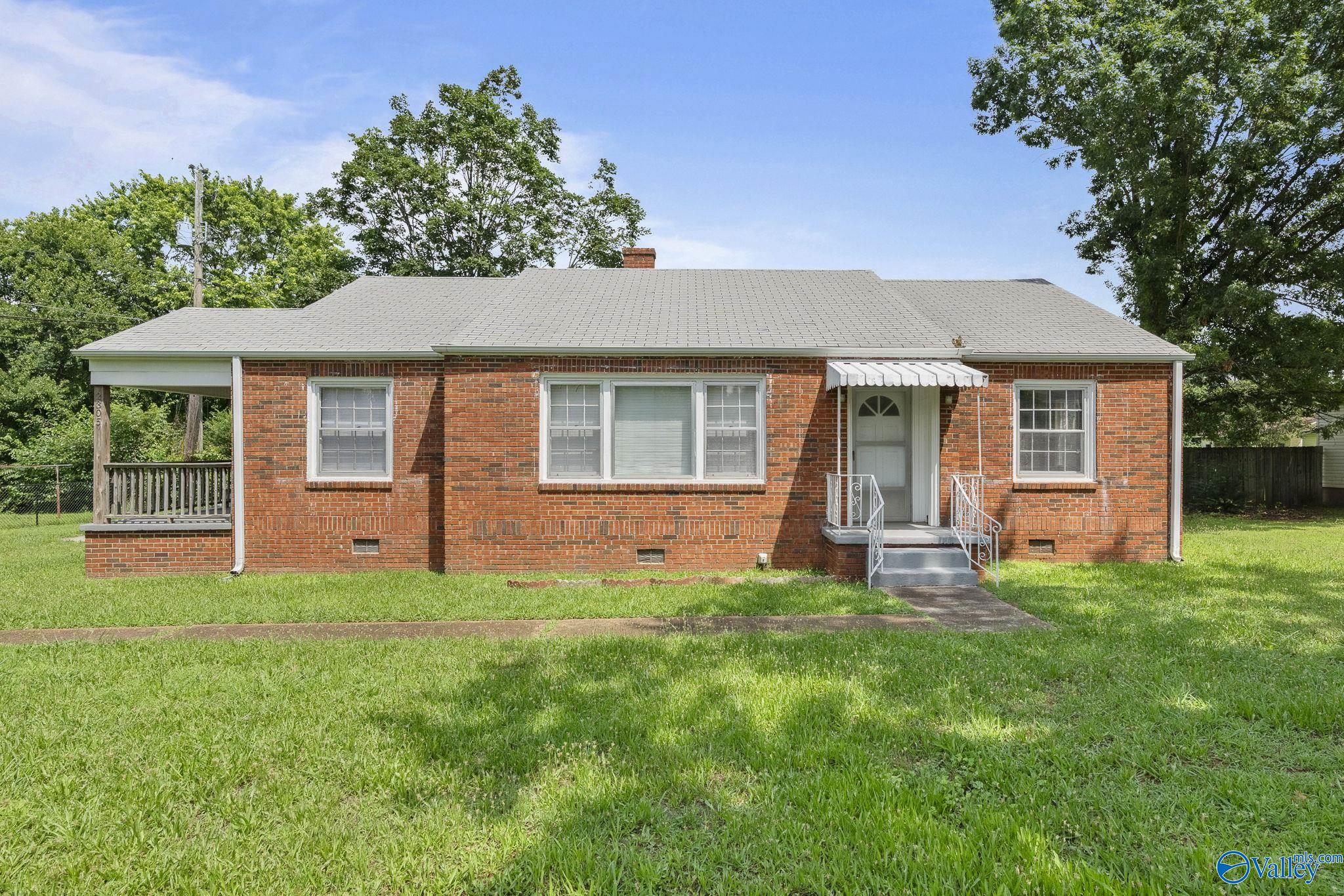 2305 Andrew Jackson Way NE