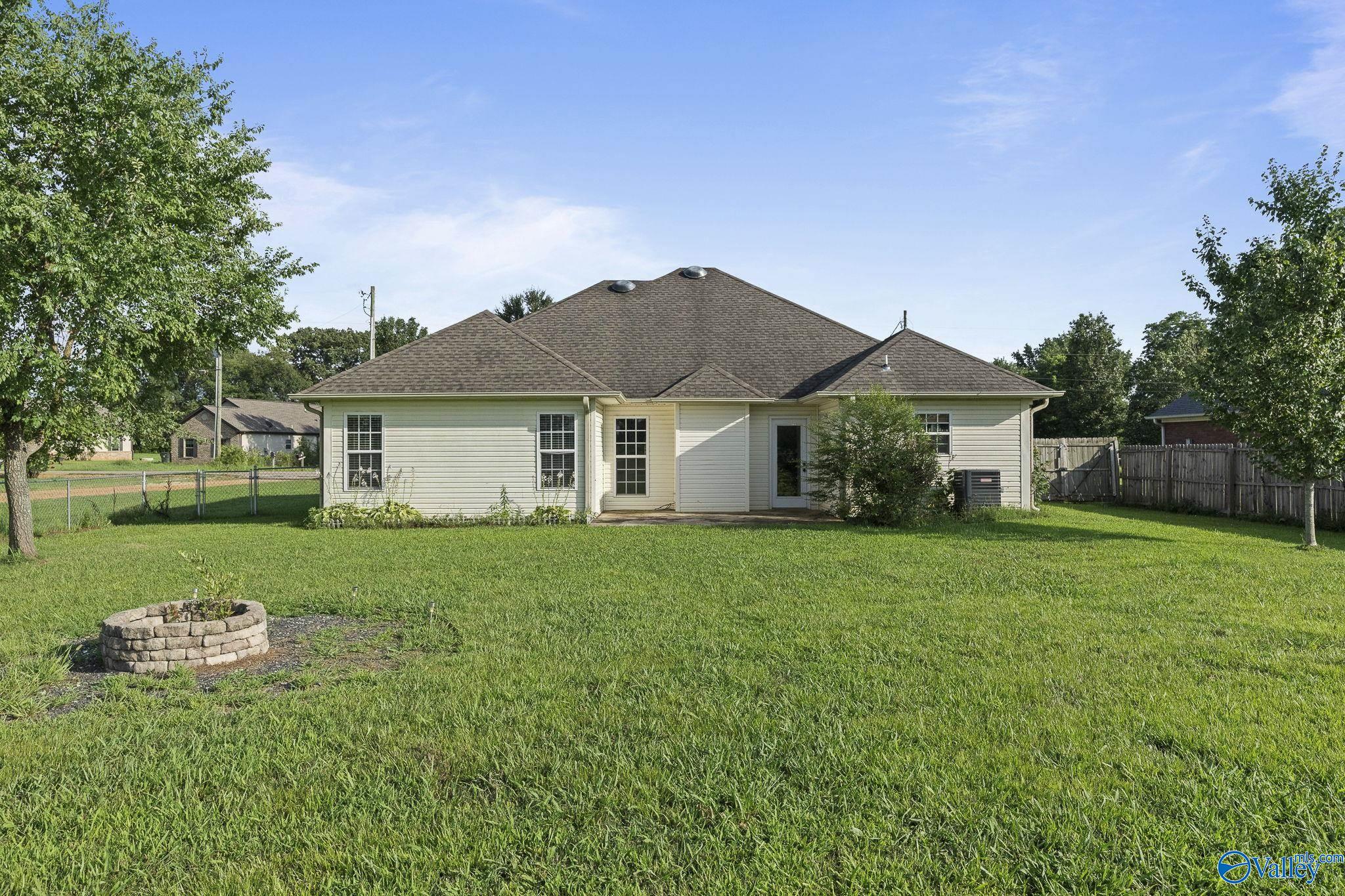424 Banyon Road