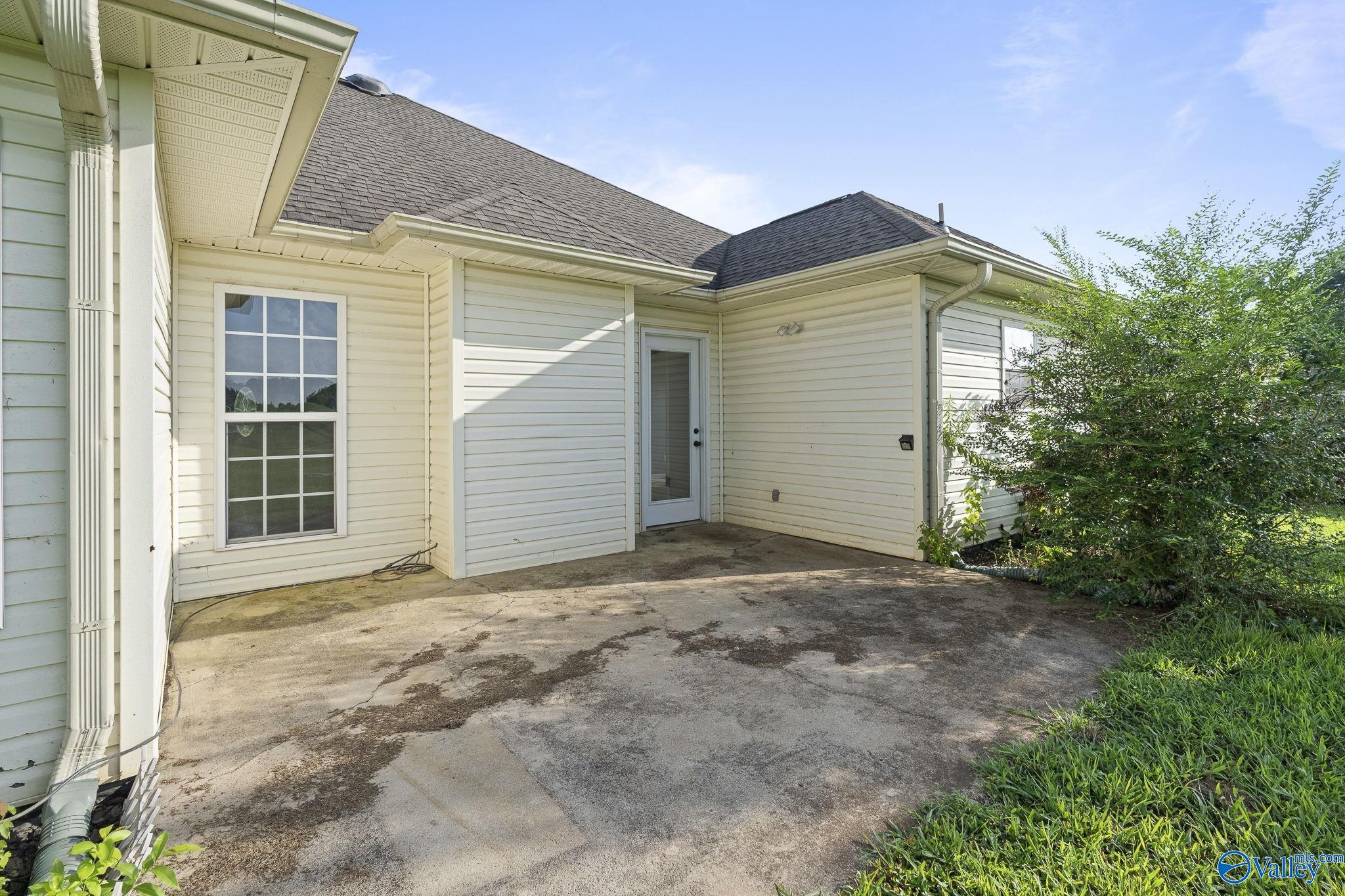 424 Banyon Road