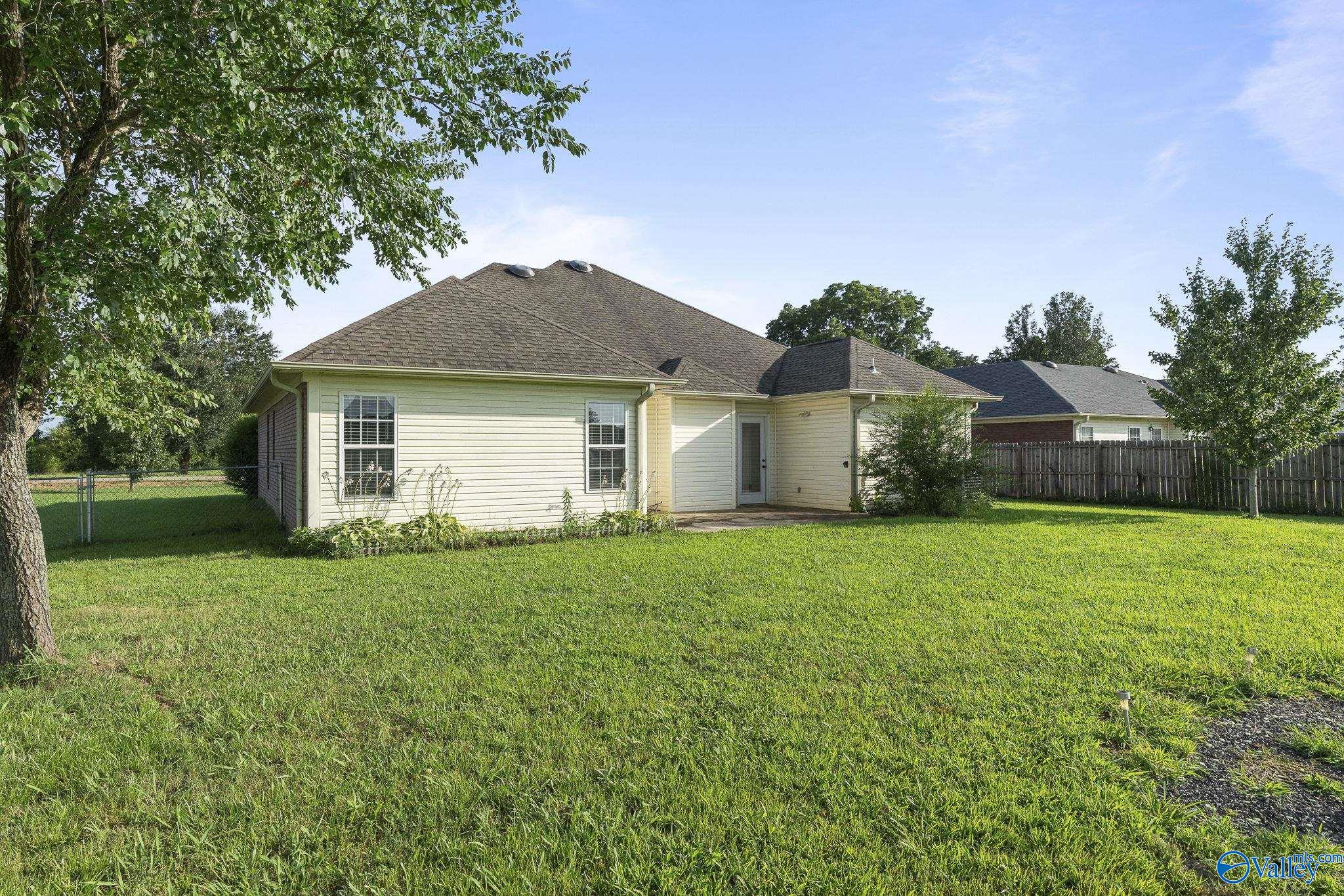 424 Banyon Road