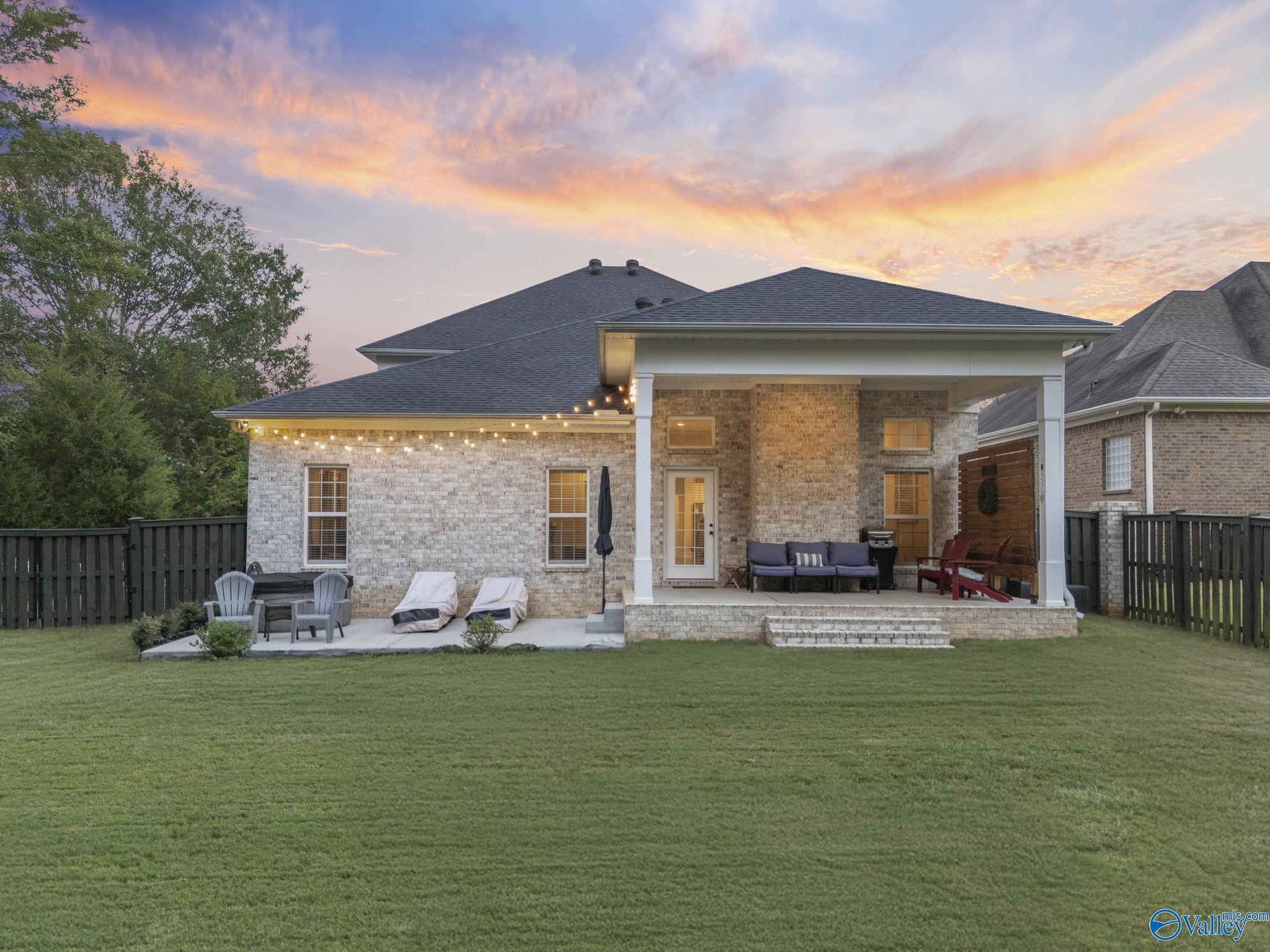 135 Huntsmen Lane