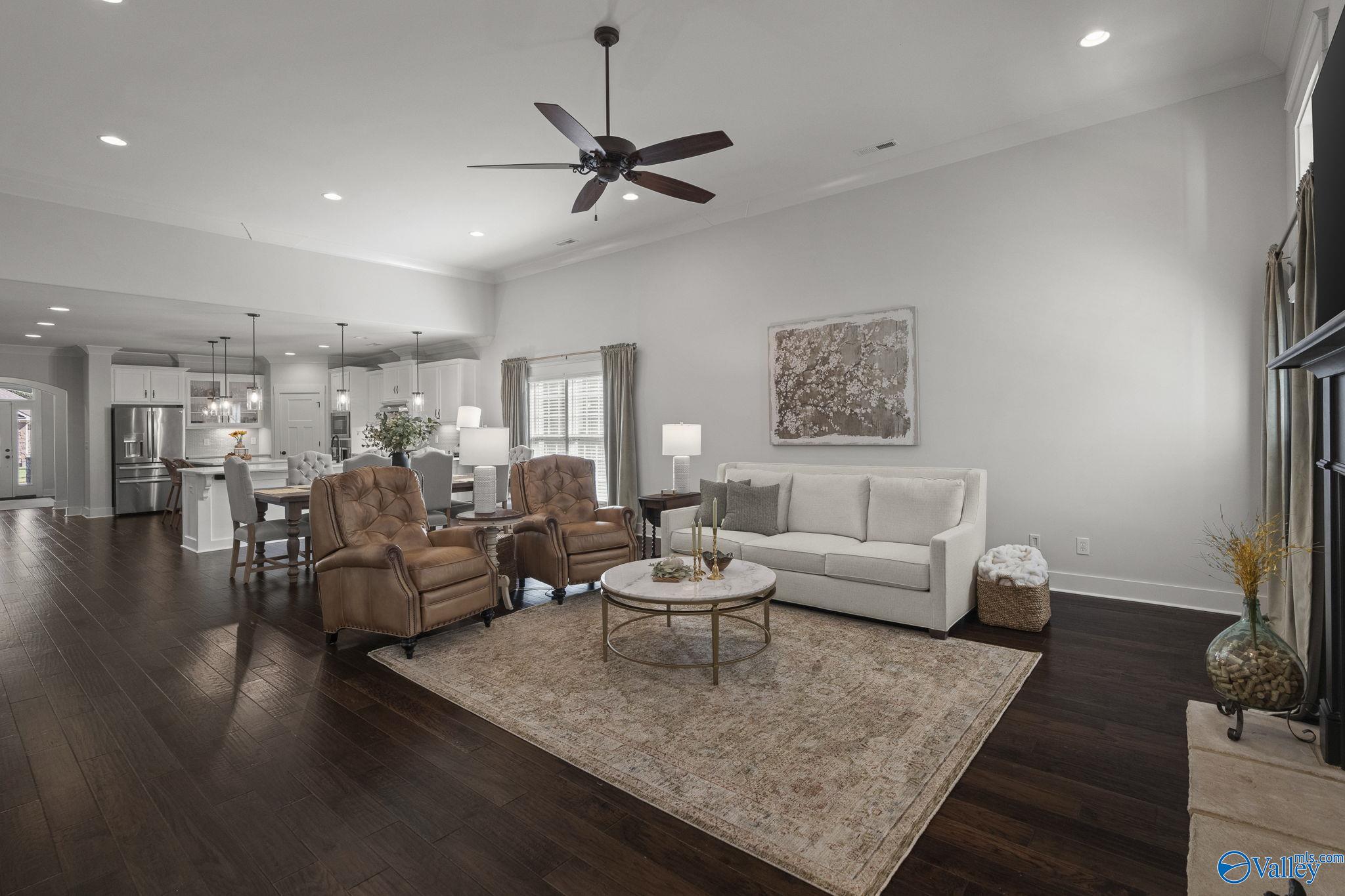 135 Huntsmen Lane