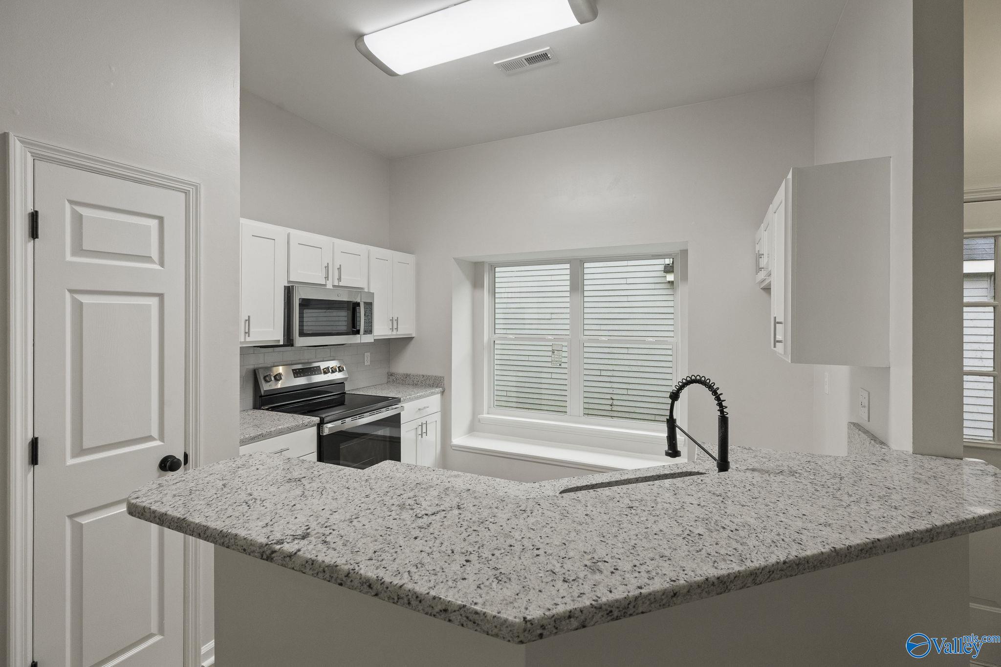 103 Briargate Lane, Madison