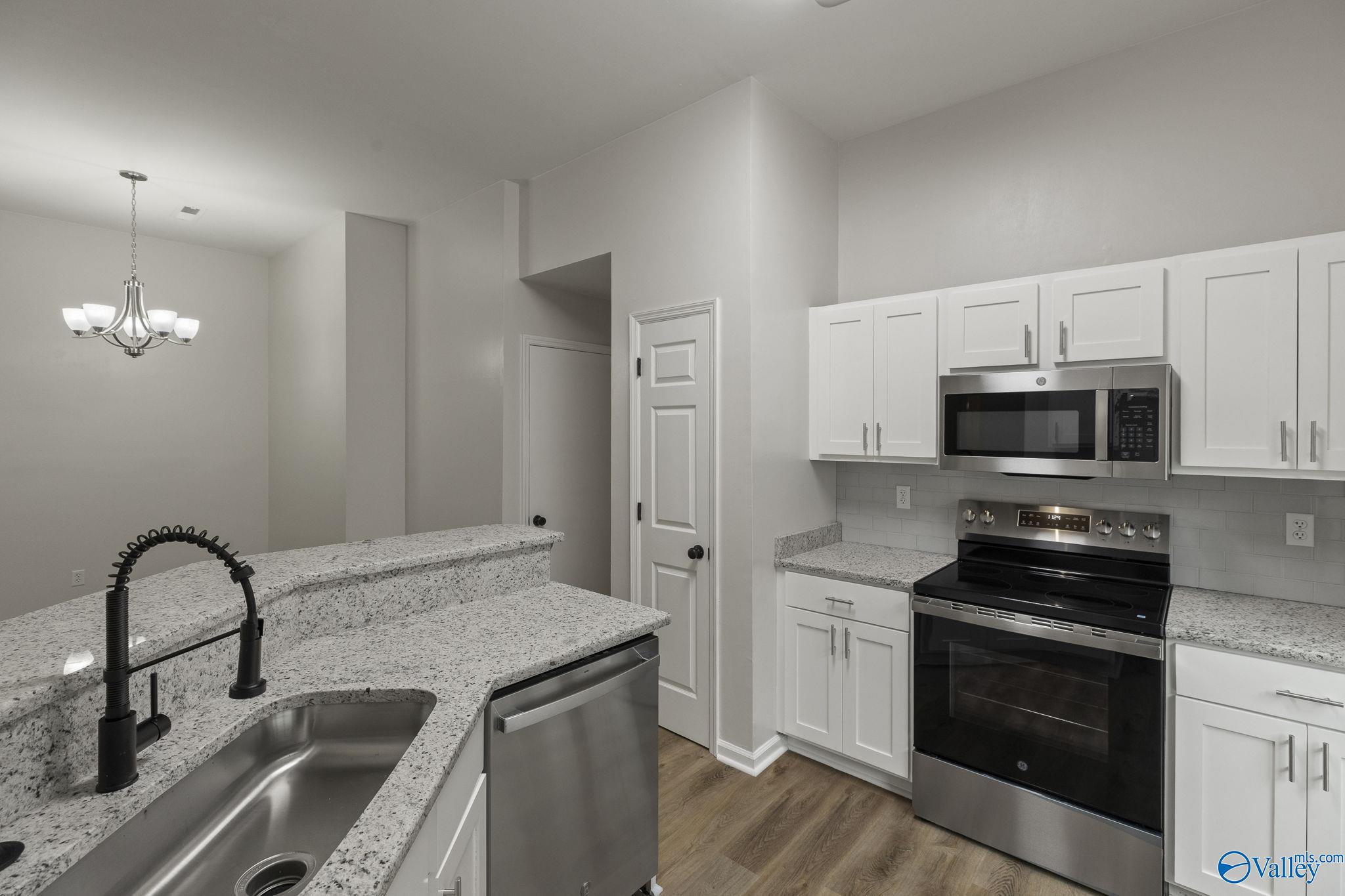 103 Briargate Lane, Madison