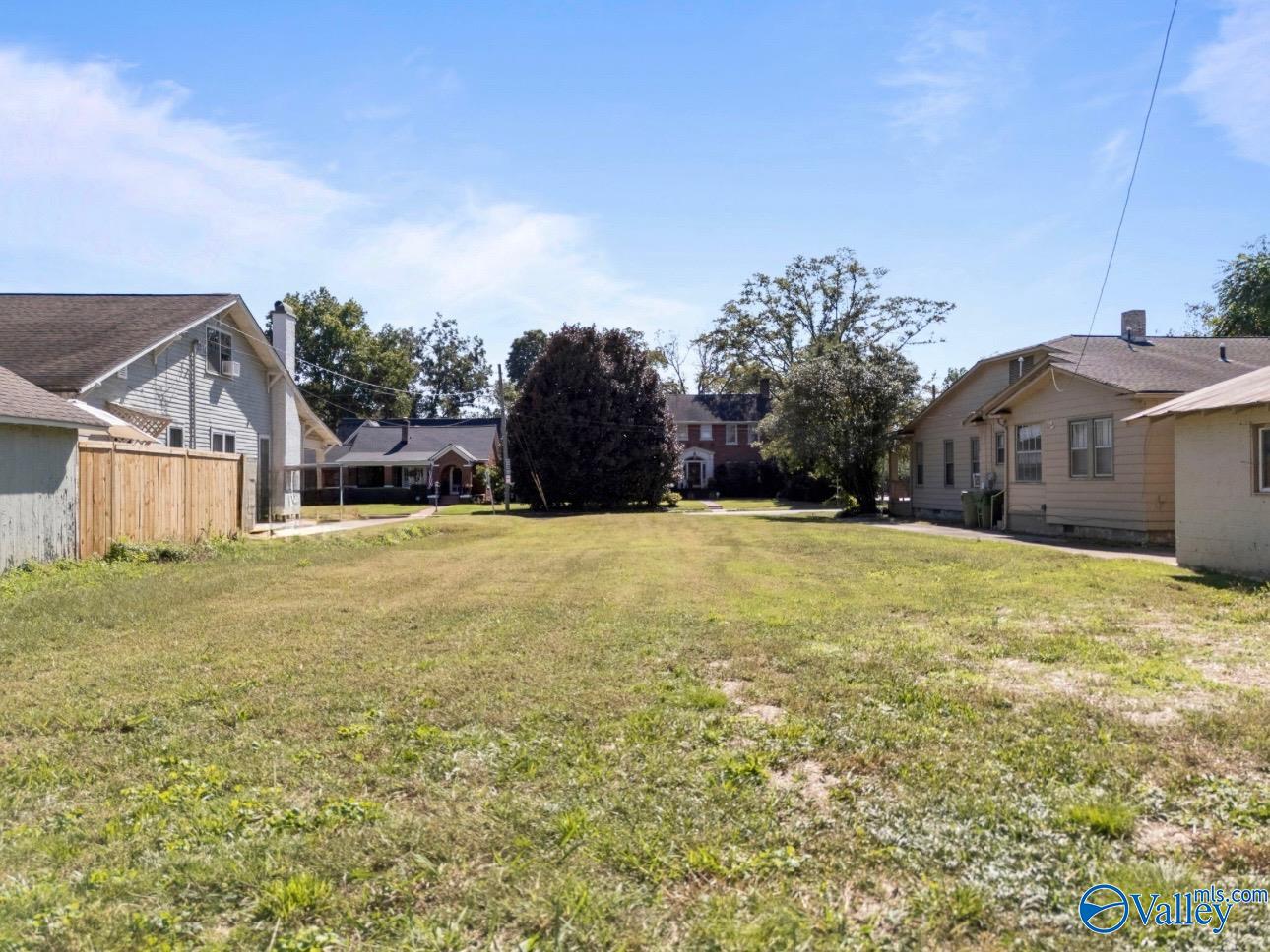 1005 Locust Avenue SE, Huntsville