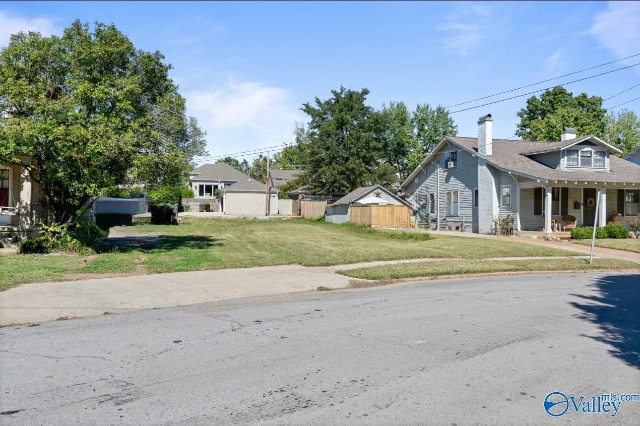 1005 Locust Avenue SE, Huntsville