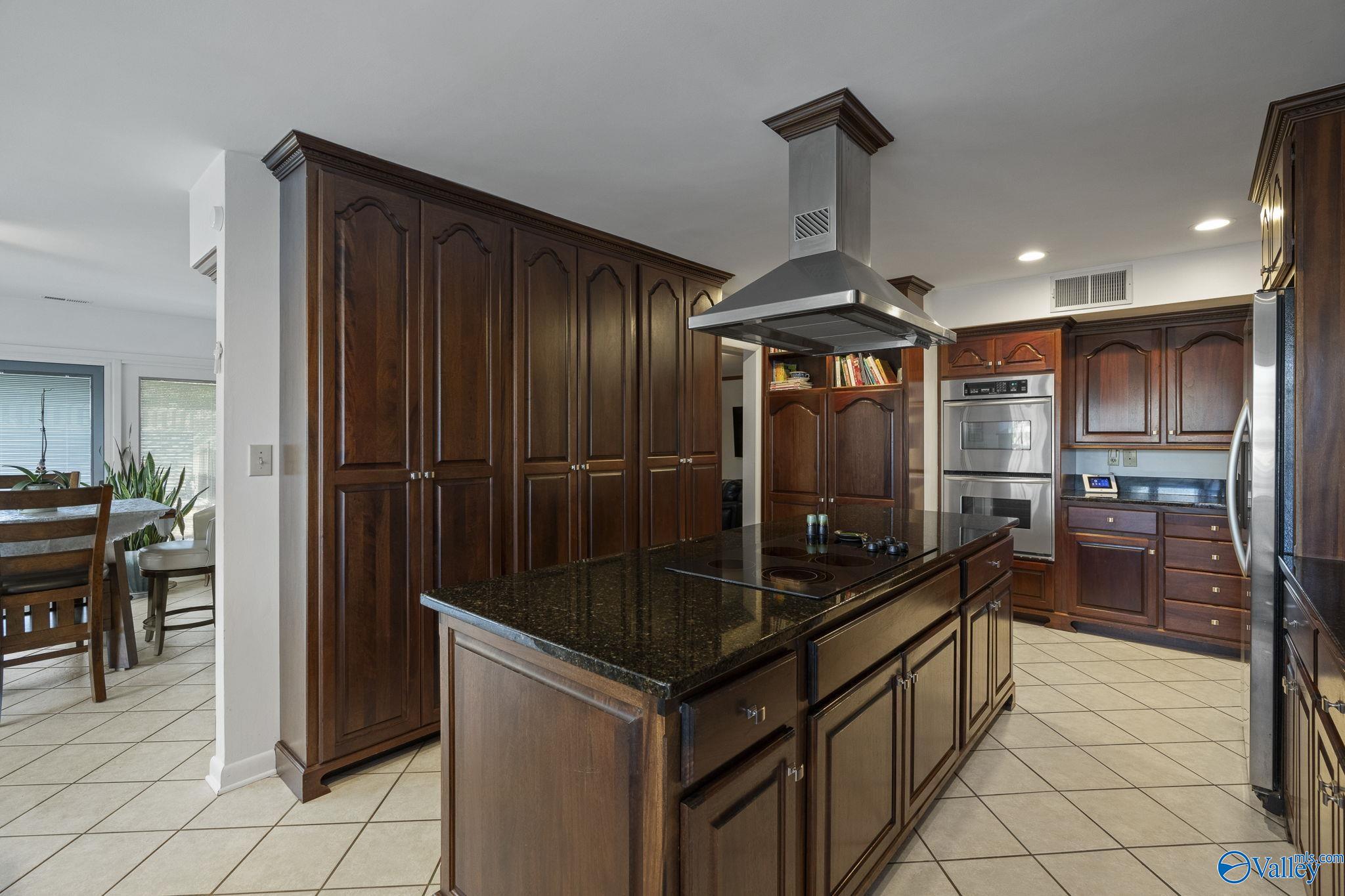 2003 Mcdowling Drive SE